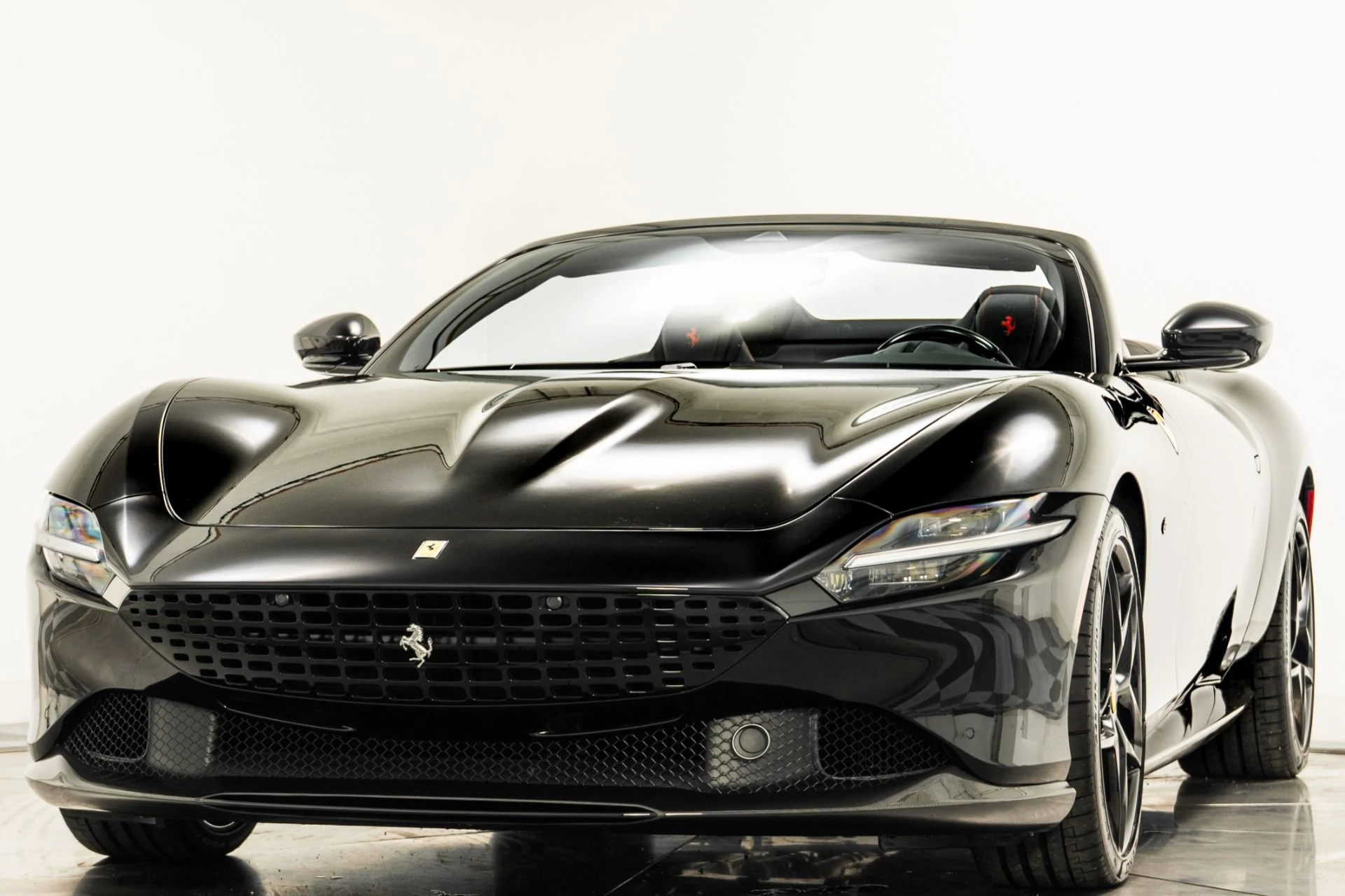 mph004_416046102_Used_2024_Ferrari_Roma_Spider_1759261695_2c9f3b9048