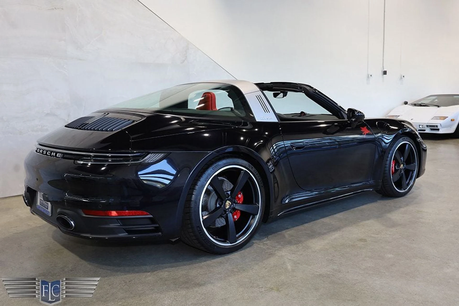 mph004_4163786024_used_2024_porsche_911_targa4s_9689_22903076_5_1024_888987e3df