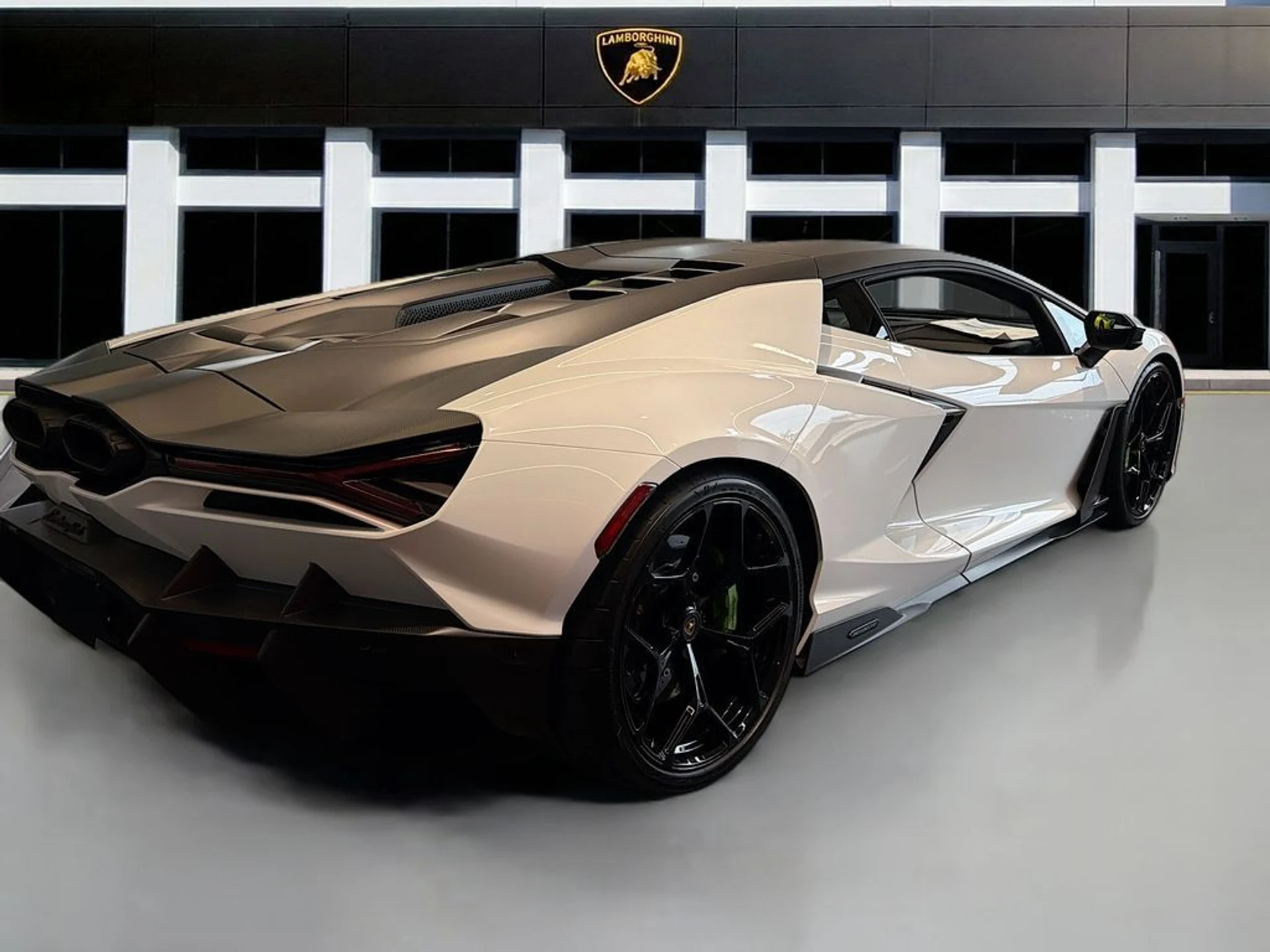 mph004_4164904372_7b96c4e37f302b42e448c90b264728f2x_2cf7726ee4