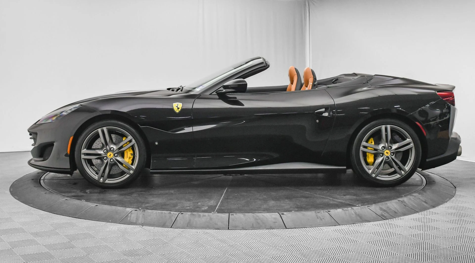 mph004_4165502961_6ce2aea5fe3449898294178f2e9356dd_284911fc56