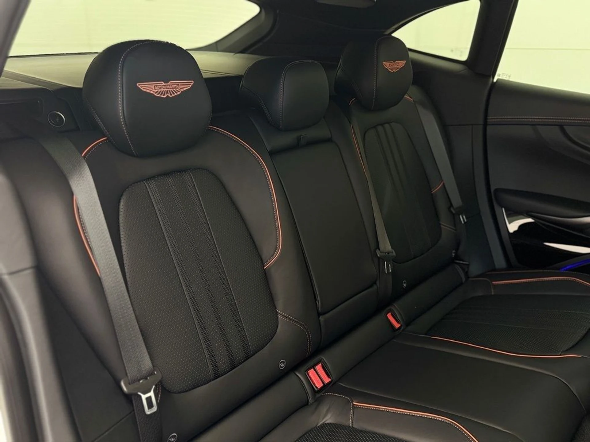 mph004_4165617230_v976ltpthjn1dchwwy31wtzhwpkg_5333cc8869