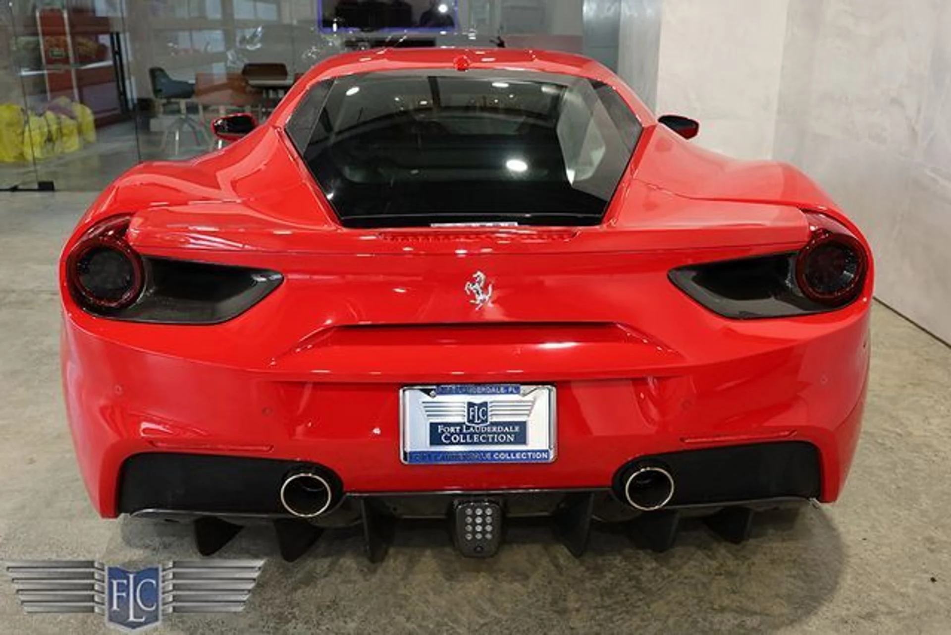 mph004_4167715423_used_2018_ferrari_488_gtb_coupe_9689_23040526_8_640_4c4e5b2be6