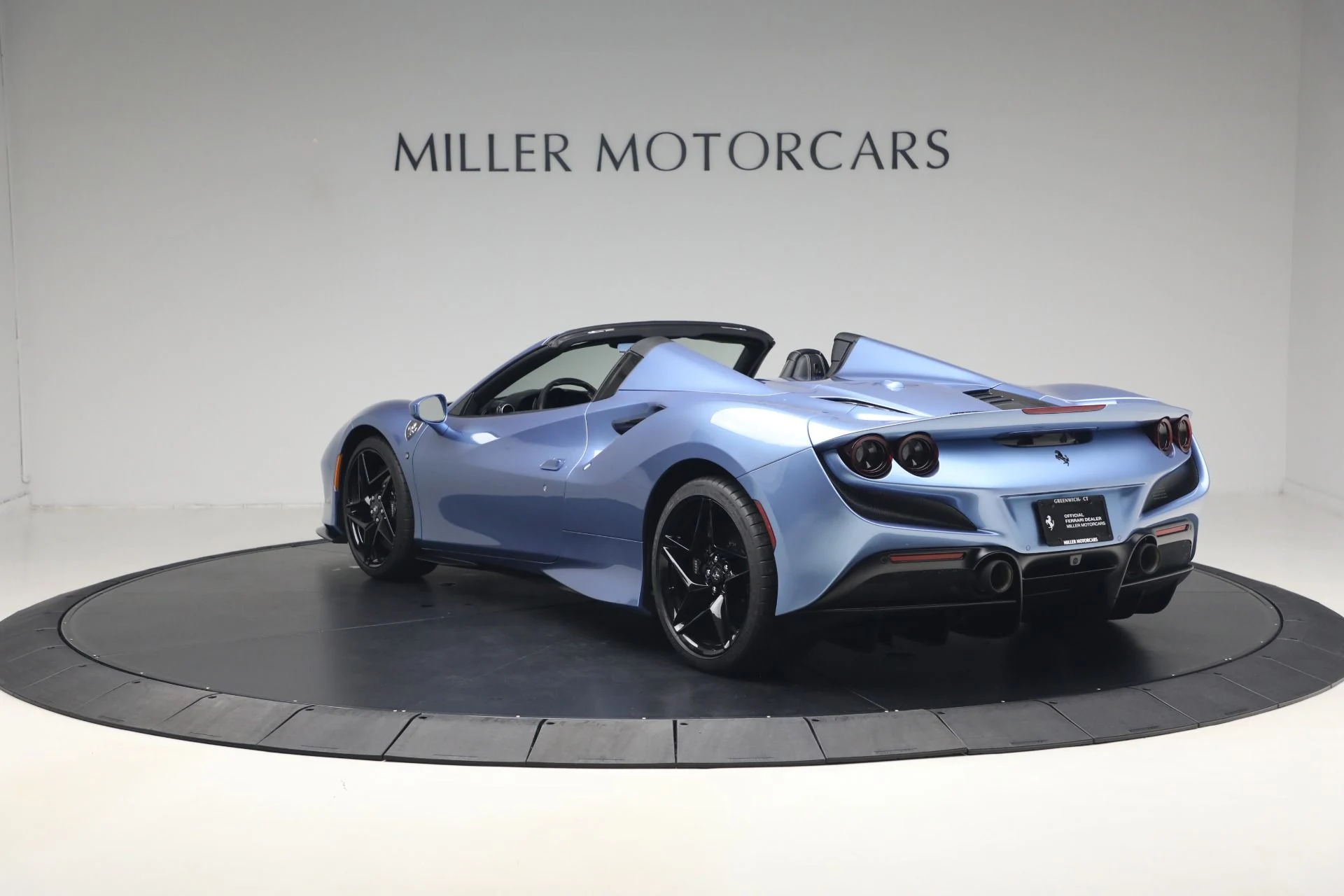 mph004_4168137588_Used_2021_Ferrari_F8_Spider_1782576050_e107fe049d