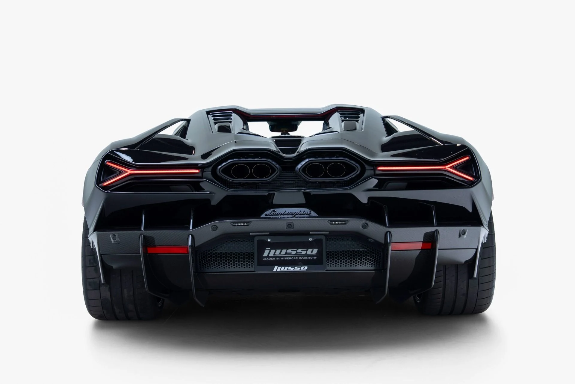 mph004_4168745086_Used_2025_Lamborghini_Revuelto_1779986727_5ddd5dd095