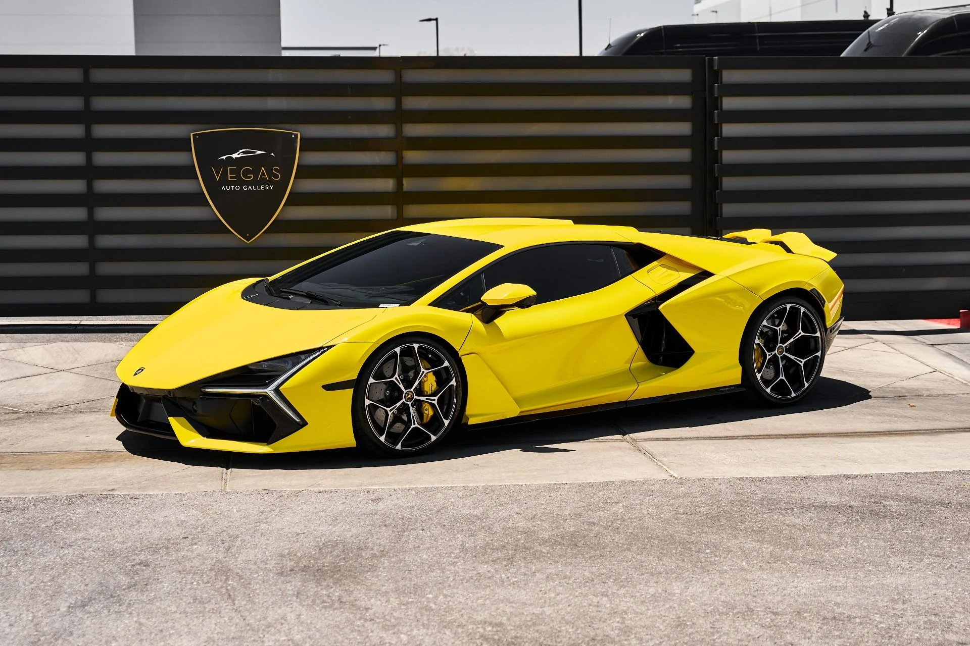 mph004_4172130573_Used_2026_Lamborghini_Revuelto_Base_1782197971_21051c9bd3