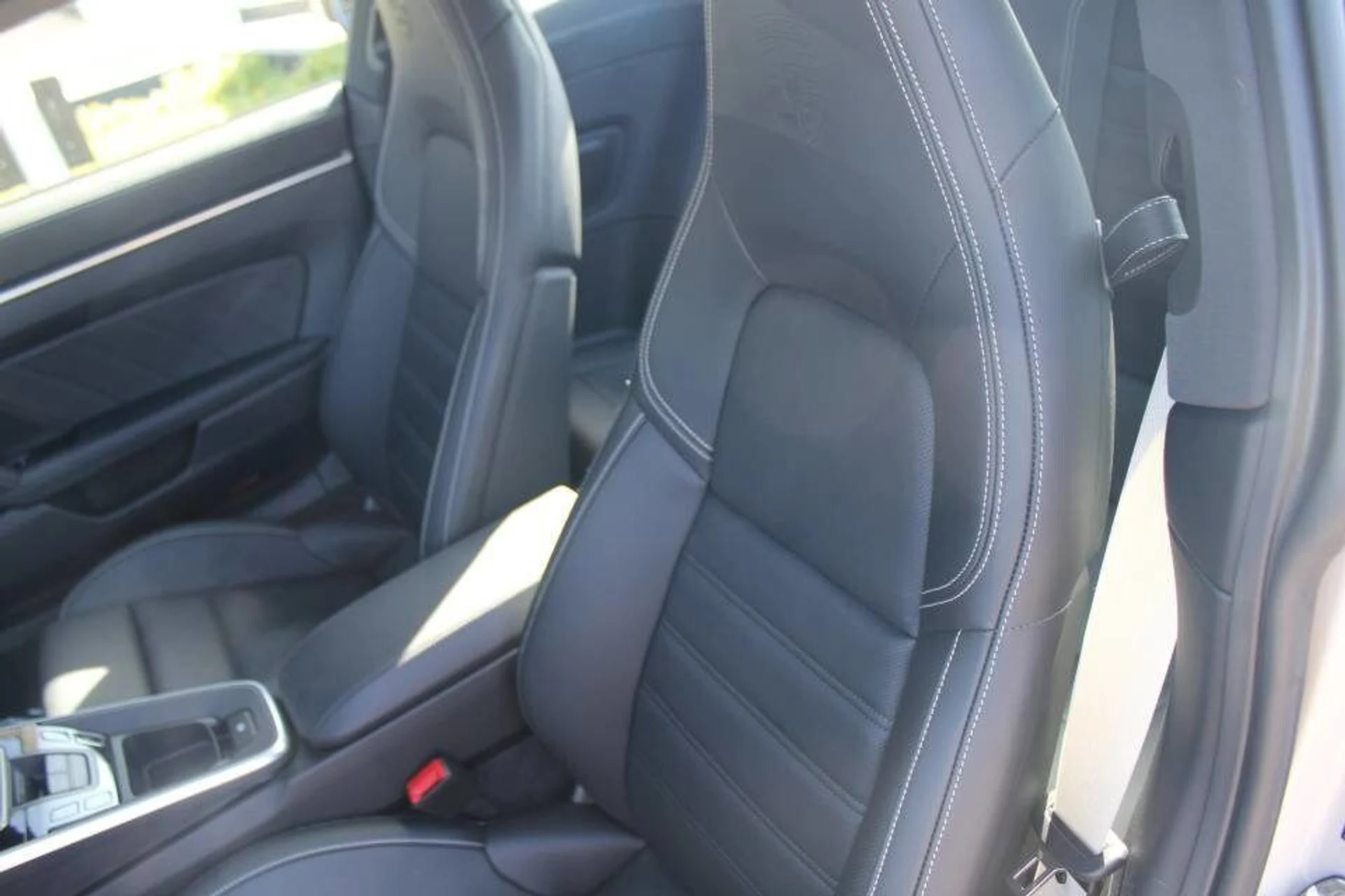 mph004_4173562839_96266b445fe47aff9f1eefdab264e05dx_58c6f0419b