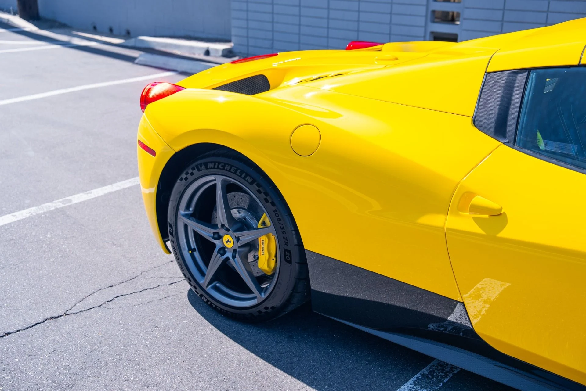 mph004_4177078175_Used_2012_Ferrari_458_Spider_1762304624_9c8aa2152c