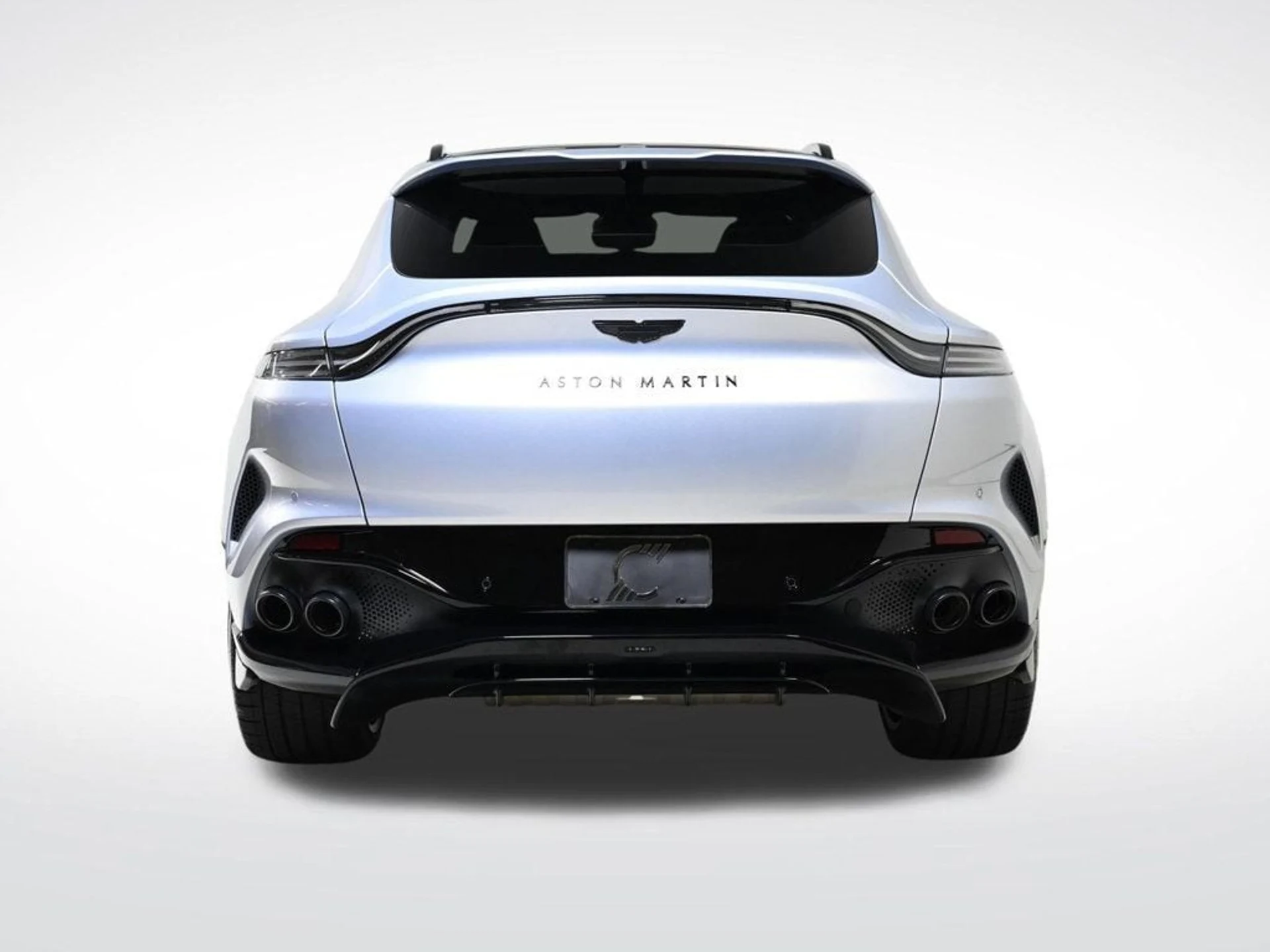 mph004_4179642190_new_2025_aston_martin_dbx_707awd_11350_22901313_4_1024_d86aeb1bf4