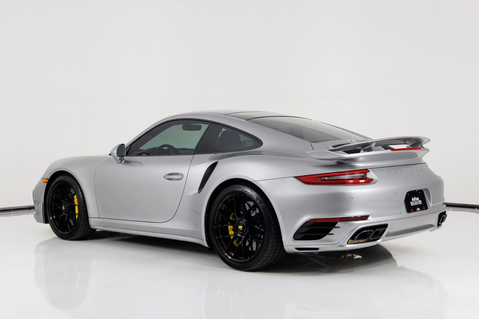 mph004_4182508780_Used_2017_Porsche_911_Turbo_S_1782938053_103abad2f4