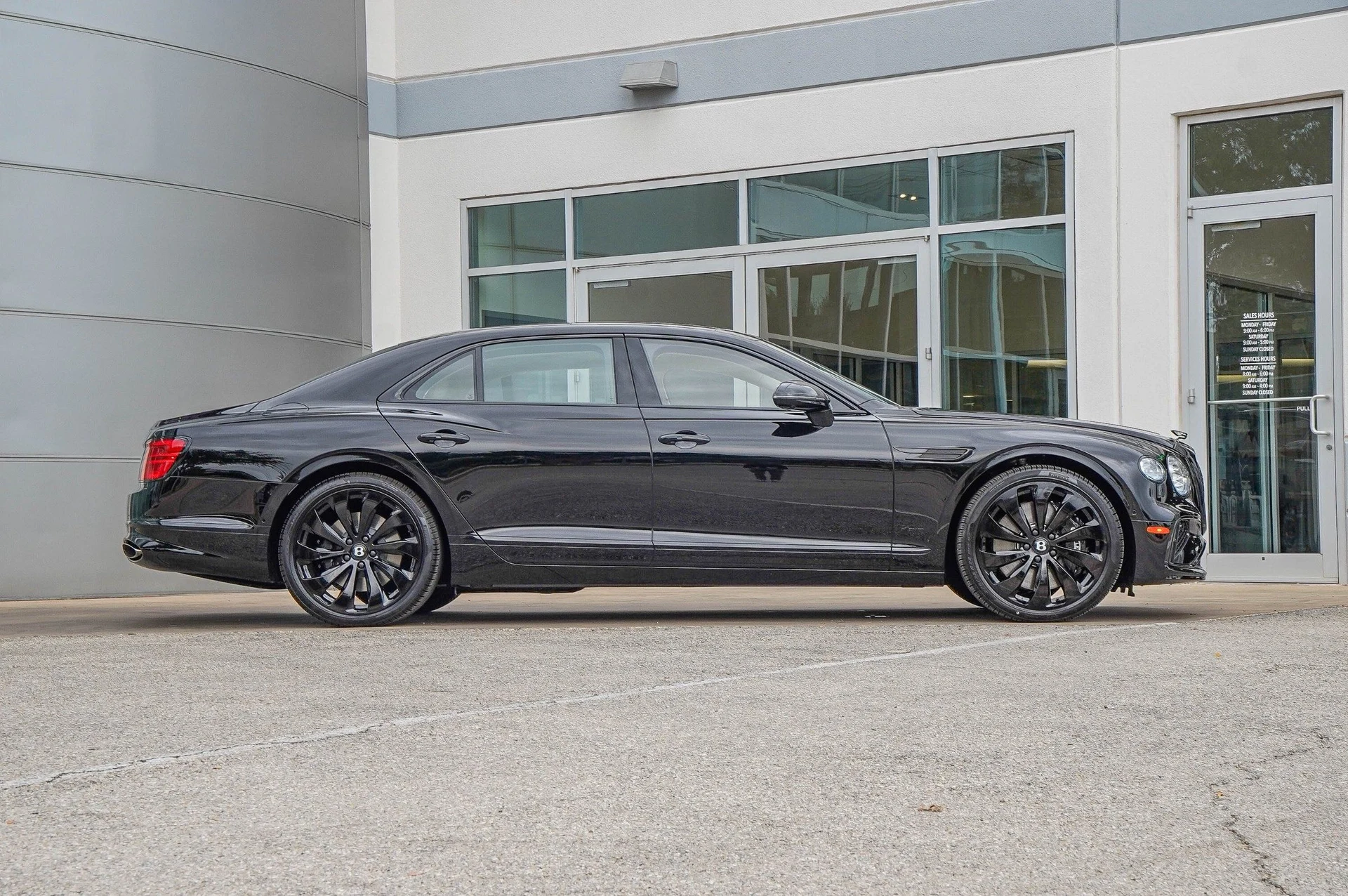 mph004_4191941338_Hi_Tech_Luxury_Imports_LLC_SCBBP_6_ZG_5_TC_026011_image_4_bfbb07d3c9