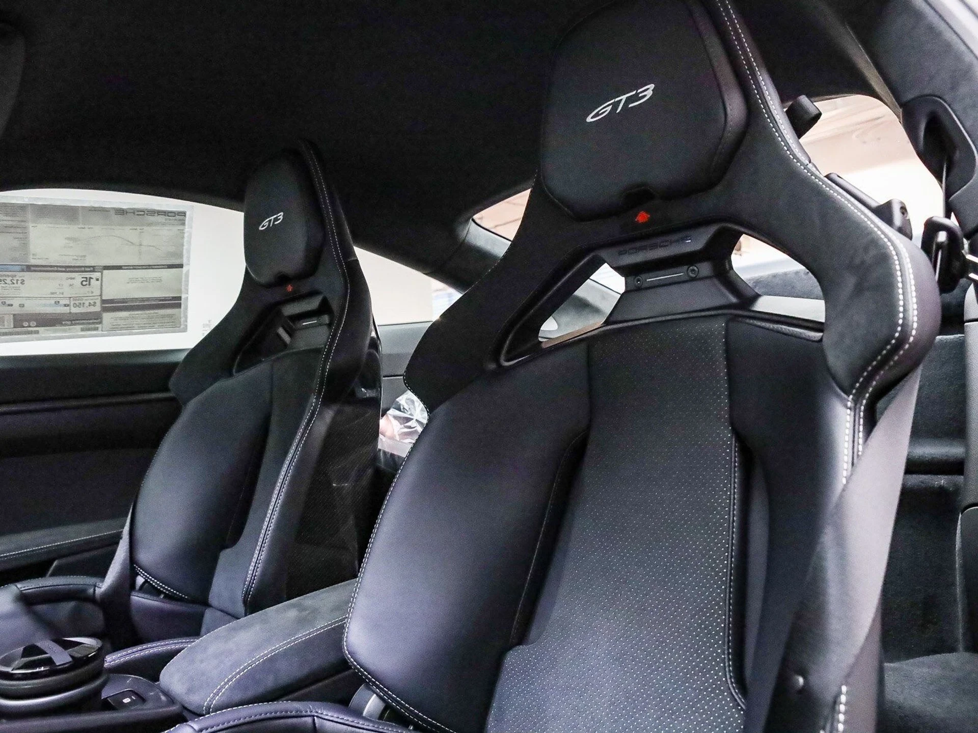 mph004_4195565499_63854980645845593d9970d5543d34abx_188ab0388c