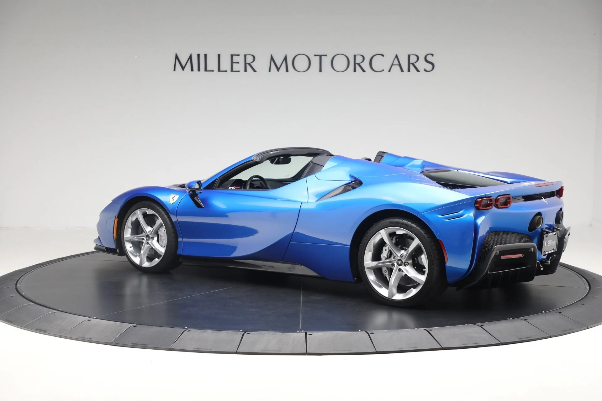 mph004_4208254832_Used_2024_Ferrari_SF_90_Spider_fcee54577d