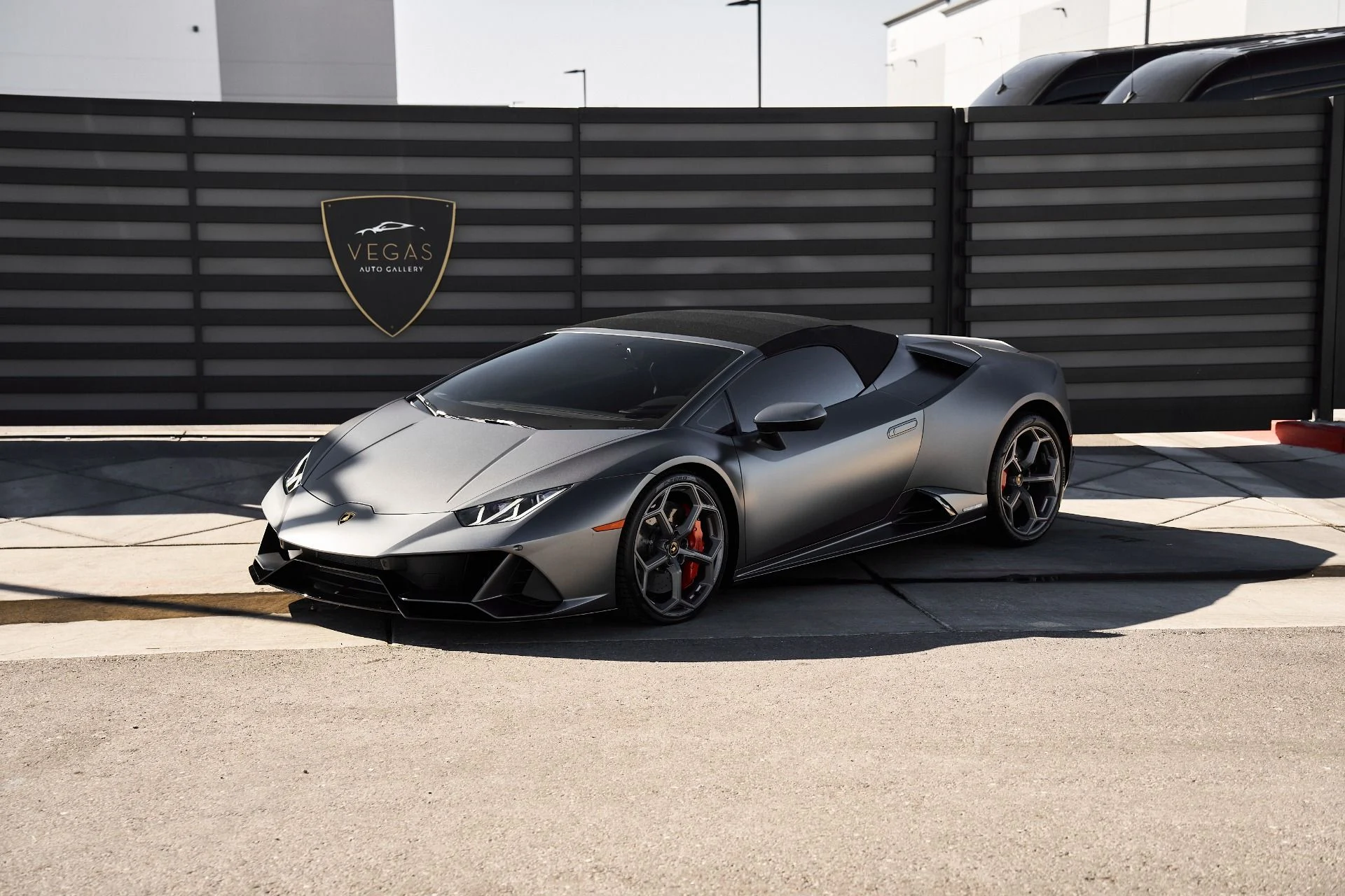 mph004_4212353392_Used_2022_Lamborghini_Huracan_EVO_Base_1761357551_522e225de7
