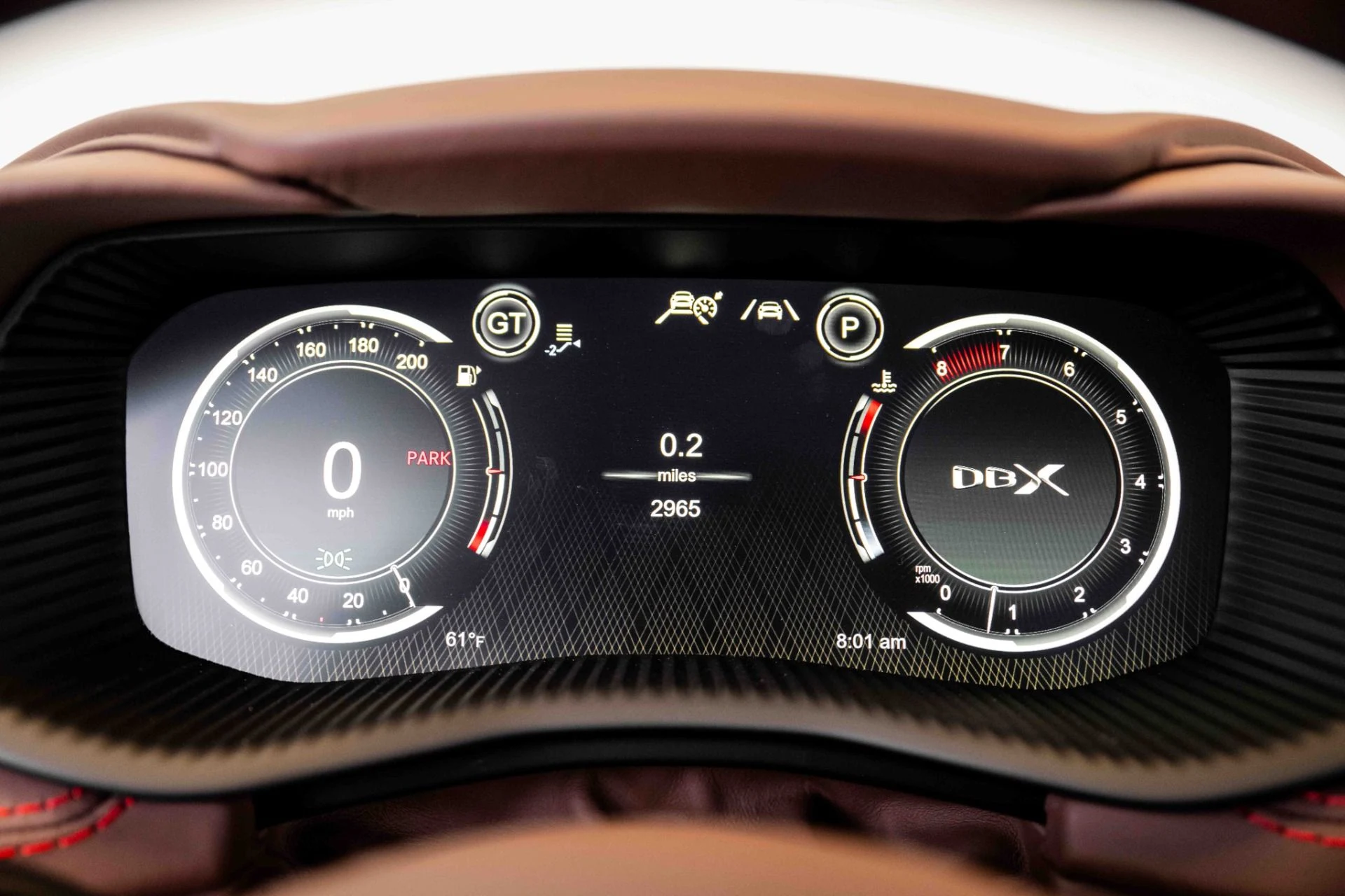 mph004_421608820_Used_2023_Aston_Martin_DBX_707_1697843884_4131fae971