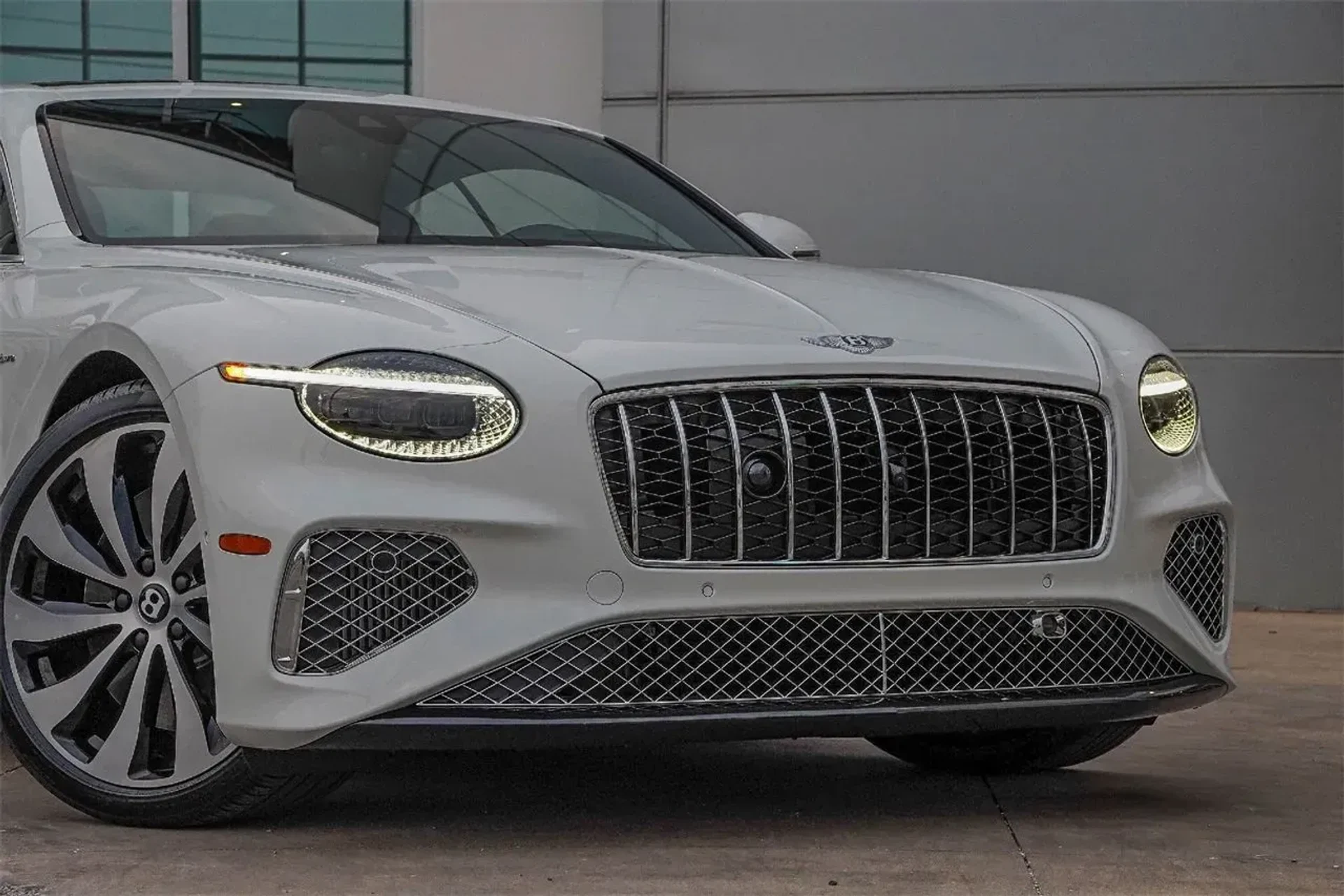 mph004_4216497408_baa81a76402147909e8a4d08c4535b38_f2ec97980a