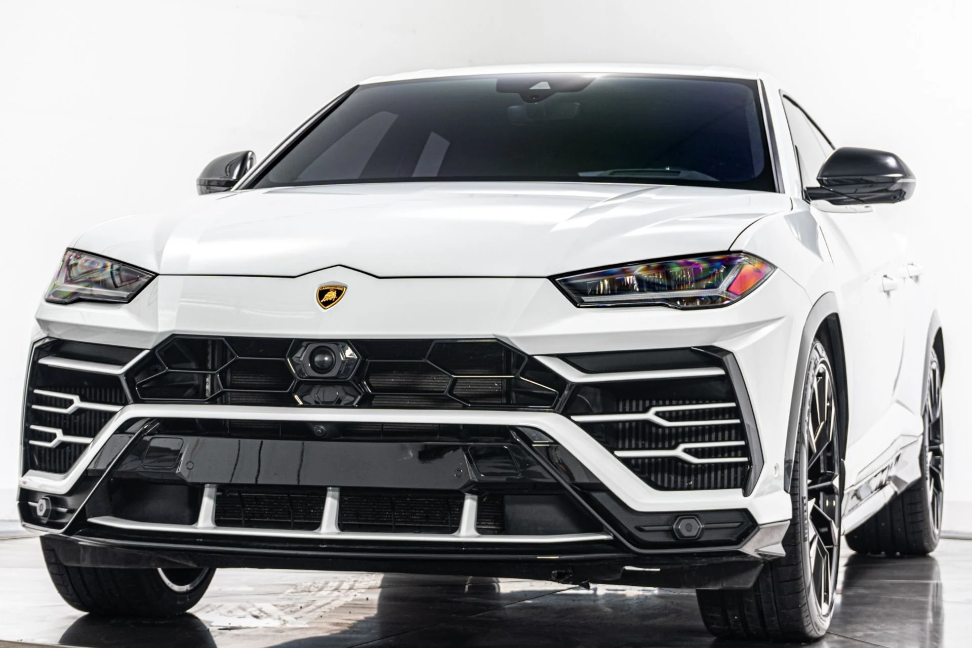 mph004_4221654879_Used_2021_Lamborghini_Urus_Bang_and_Olufsen_Audio_Two_Tone_Interior_641_Horsepower_1773860440_fe3238c293
