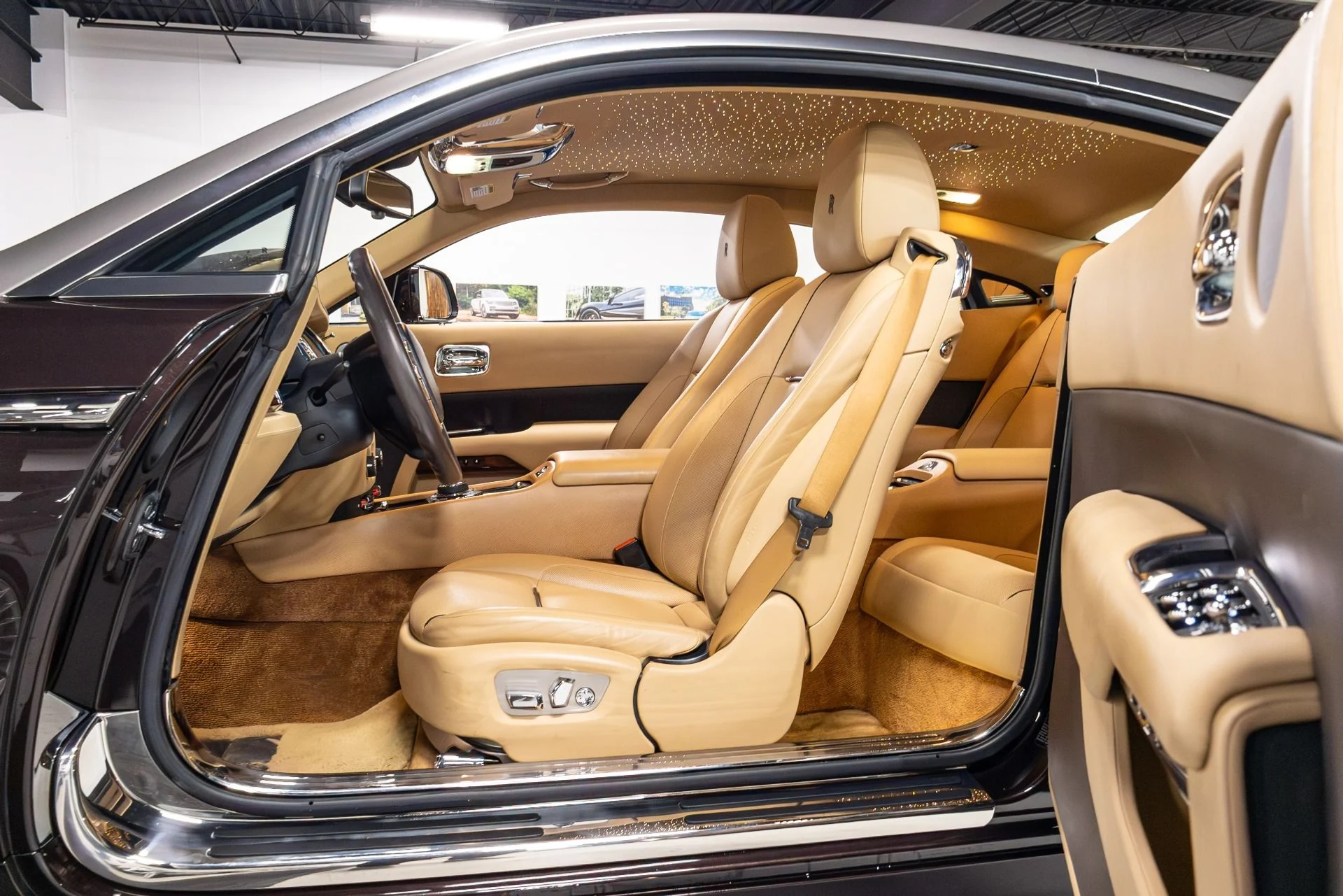 mph004_4225842508_Used_2015_Rolls_Royce_Wraith_1776700638_4dbb5c9219