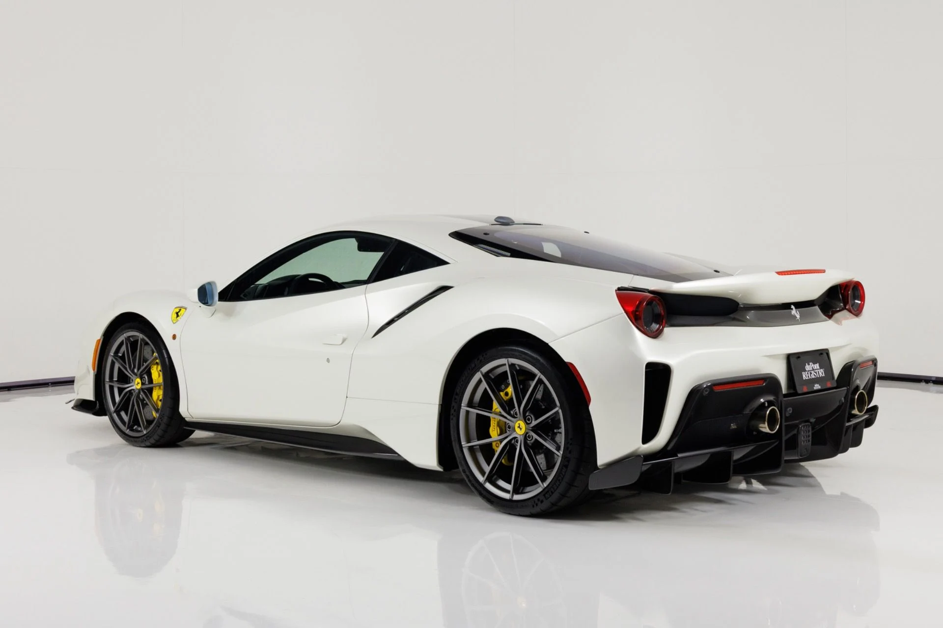 mph004_423075899_Used_2020_Ferrari_488_Pista_1791475678_bd9be6d9e3