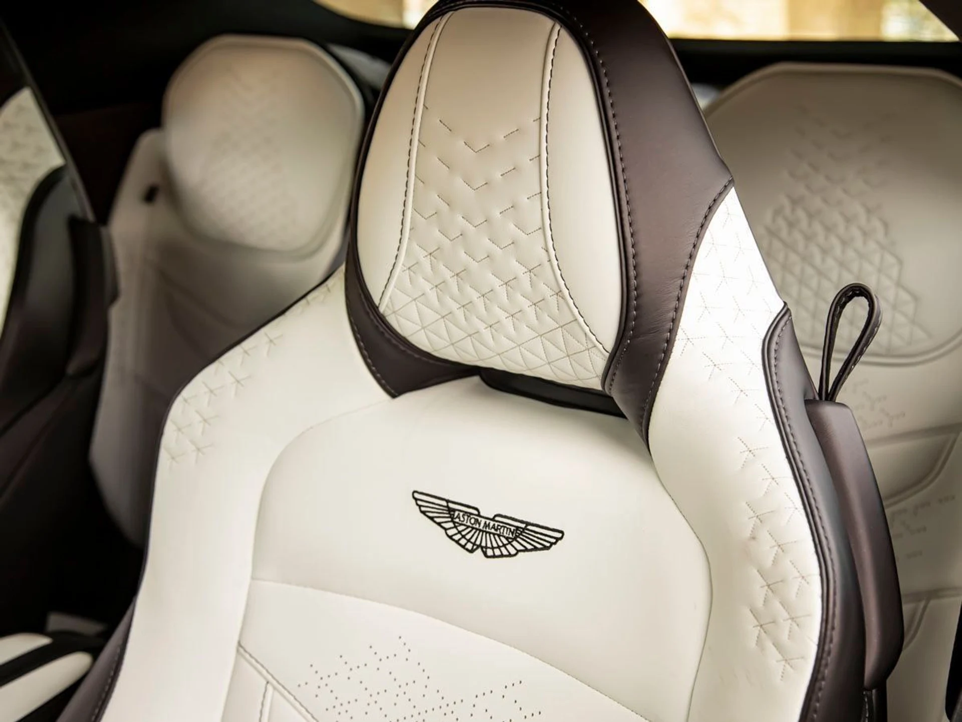 mph004_4233800832_5_7c106f072f