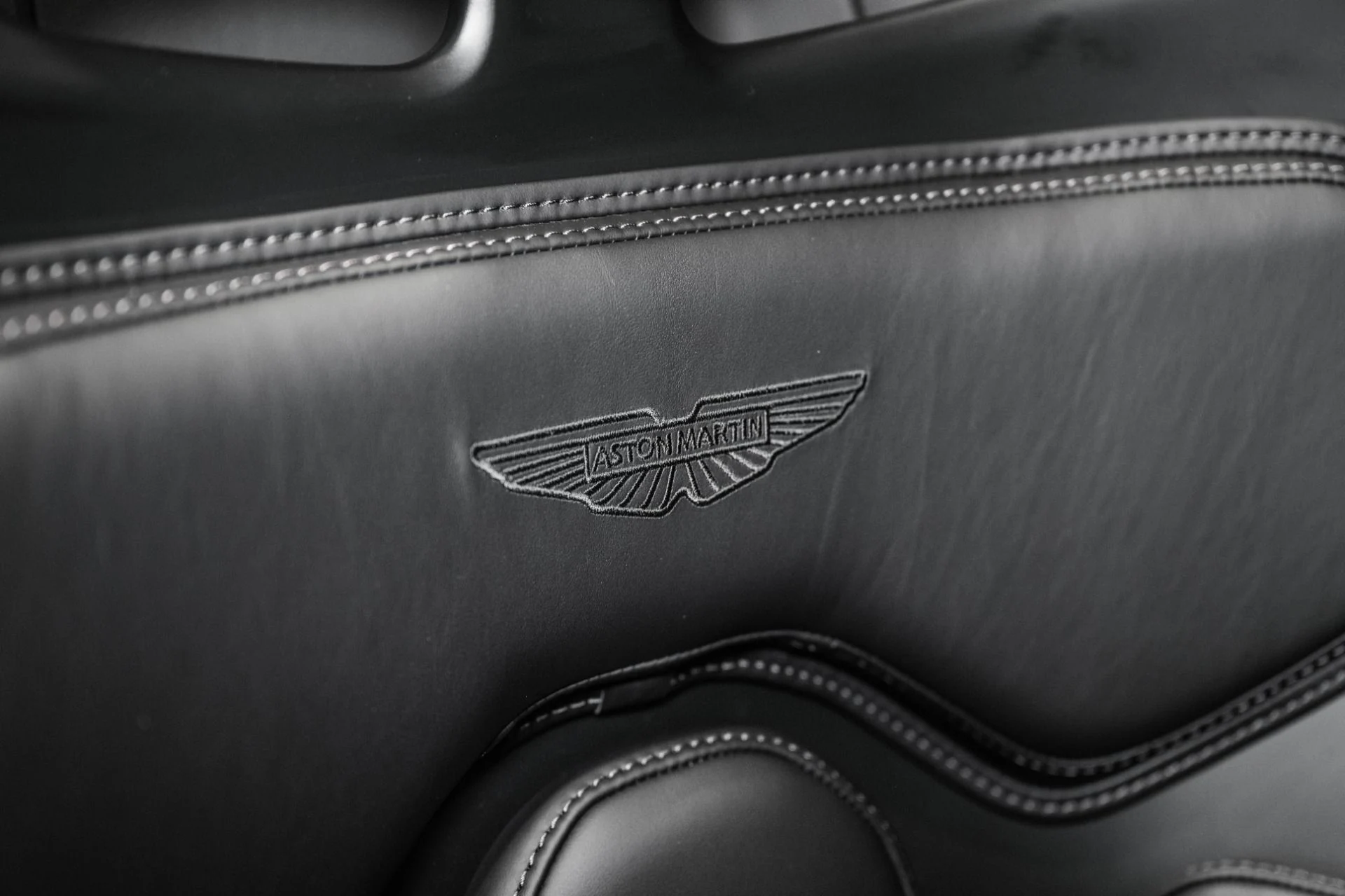 mph004_4235521244_New_2026_ASTON_MARTIN_VALHALLA_COUPE_1775321272_093719b4bf