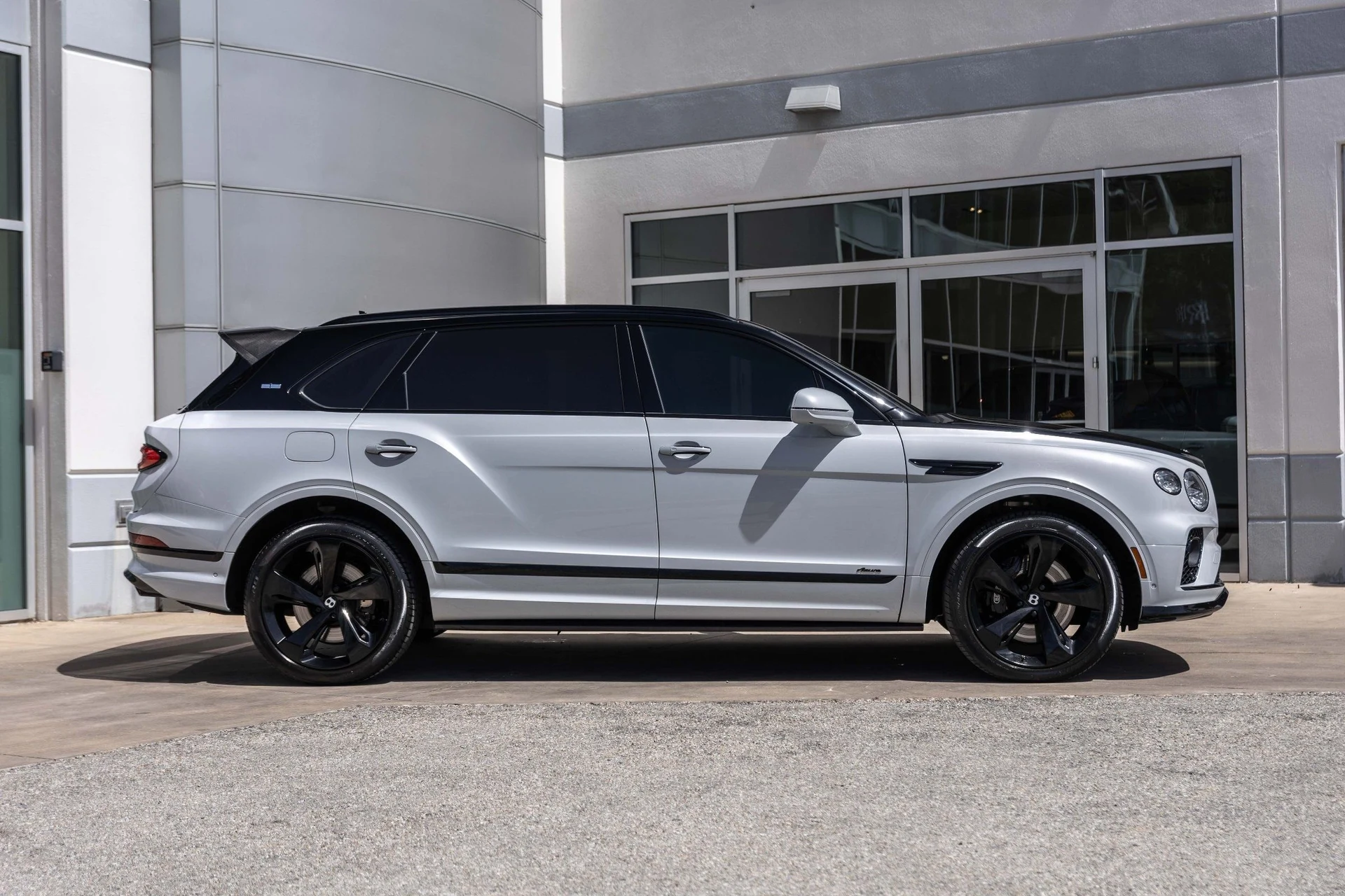mph004_4238313338_Hi_Tech_Luxury_Imports_LLC_SJAHT_2_ZV_8_PC_020673_image_4_7fef5ecb7c