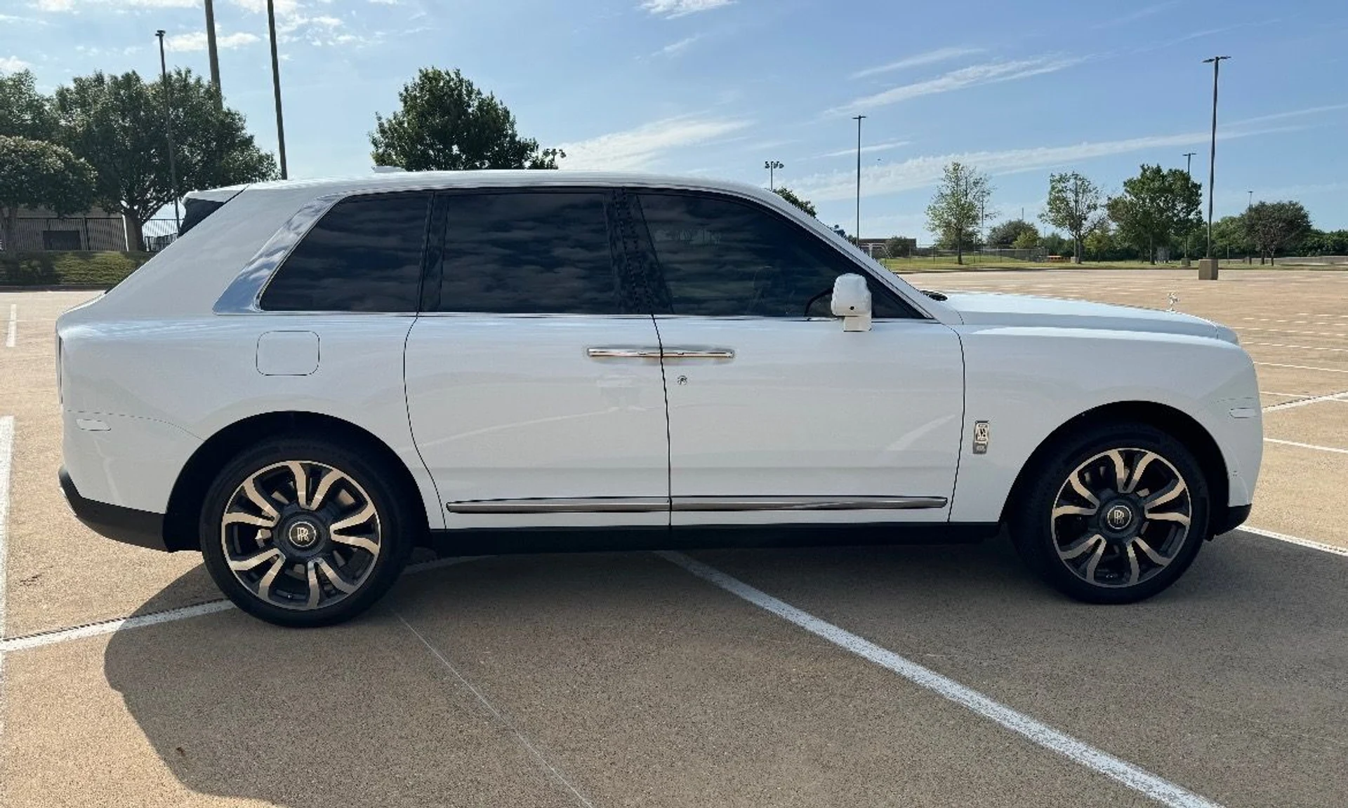 mph004_4238803332_New_2024_Rolls_Royce_Cullinan_1762902486_ff81f9b0e4