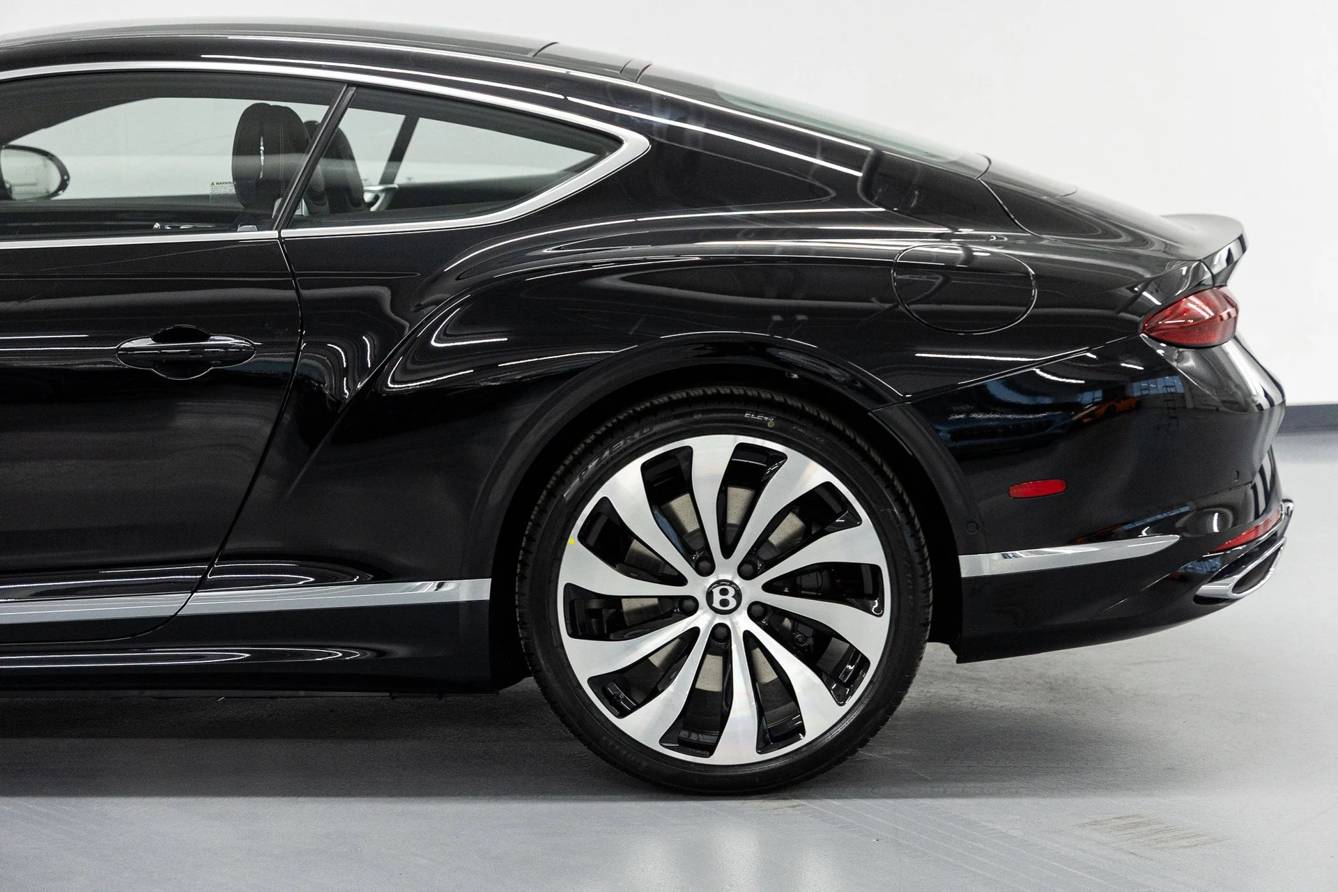 mph004_4240024892_dd969fe5efff1f11328fb439b8f576a6x_876661beff