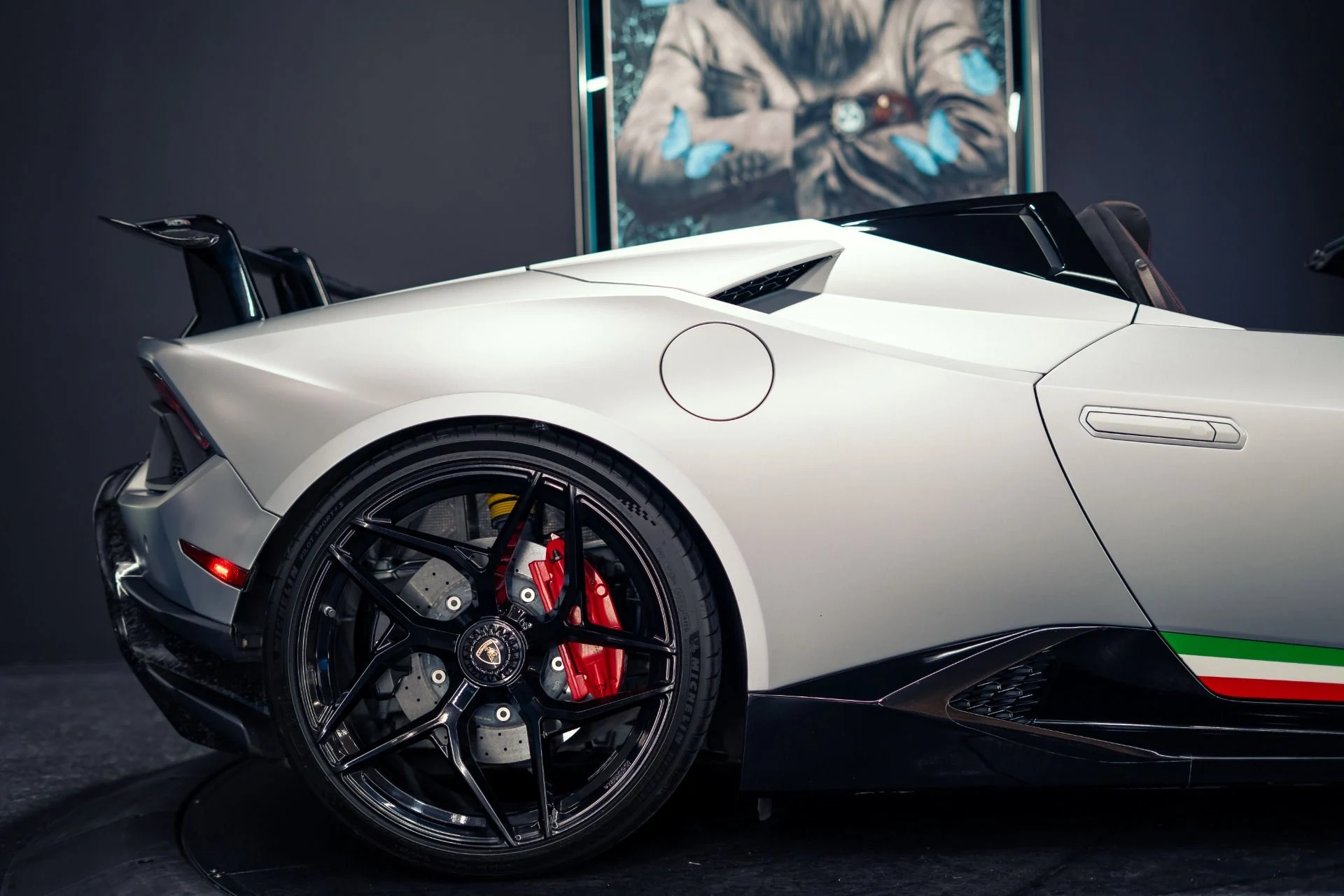 mph004_4245932403_Used_2018_Lamborghini_Huracan_LP_640_4_Performante_Spyder_1782163354_e3e650fc46