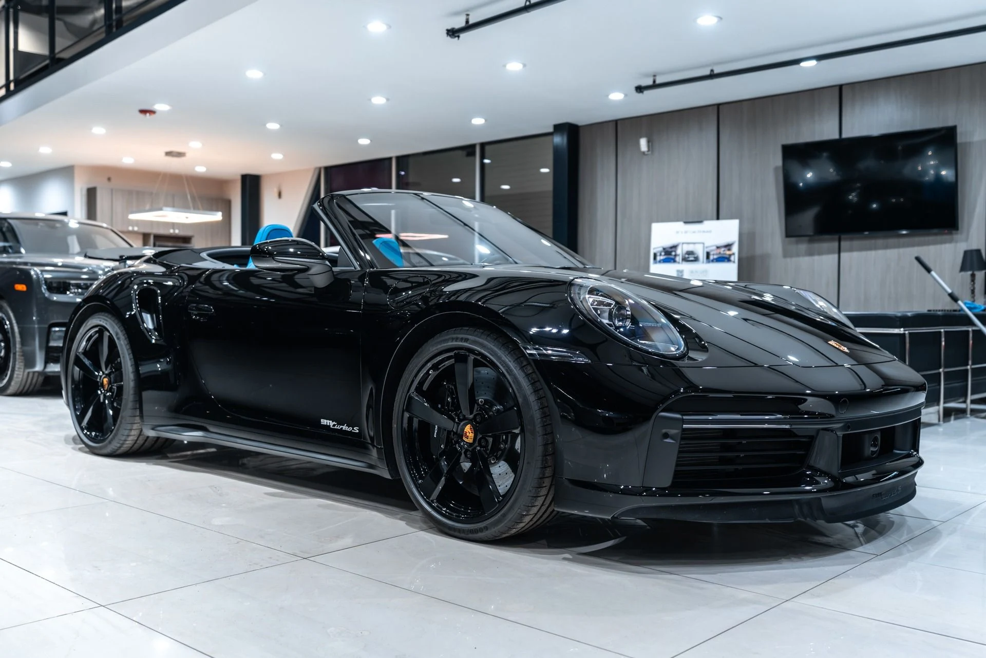 mph004_4248470140_11198_p5_l_1581fe18f0