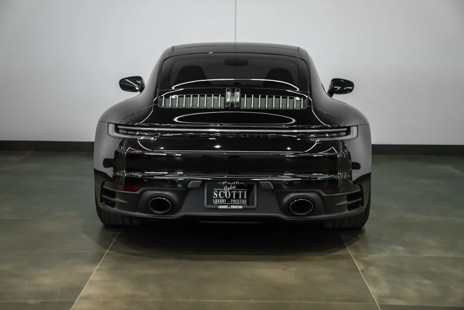 mph004_4249309759_porsche_911_2020_jpg_v_1781715934_37a4e0c64a