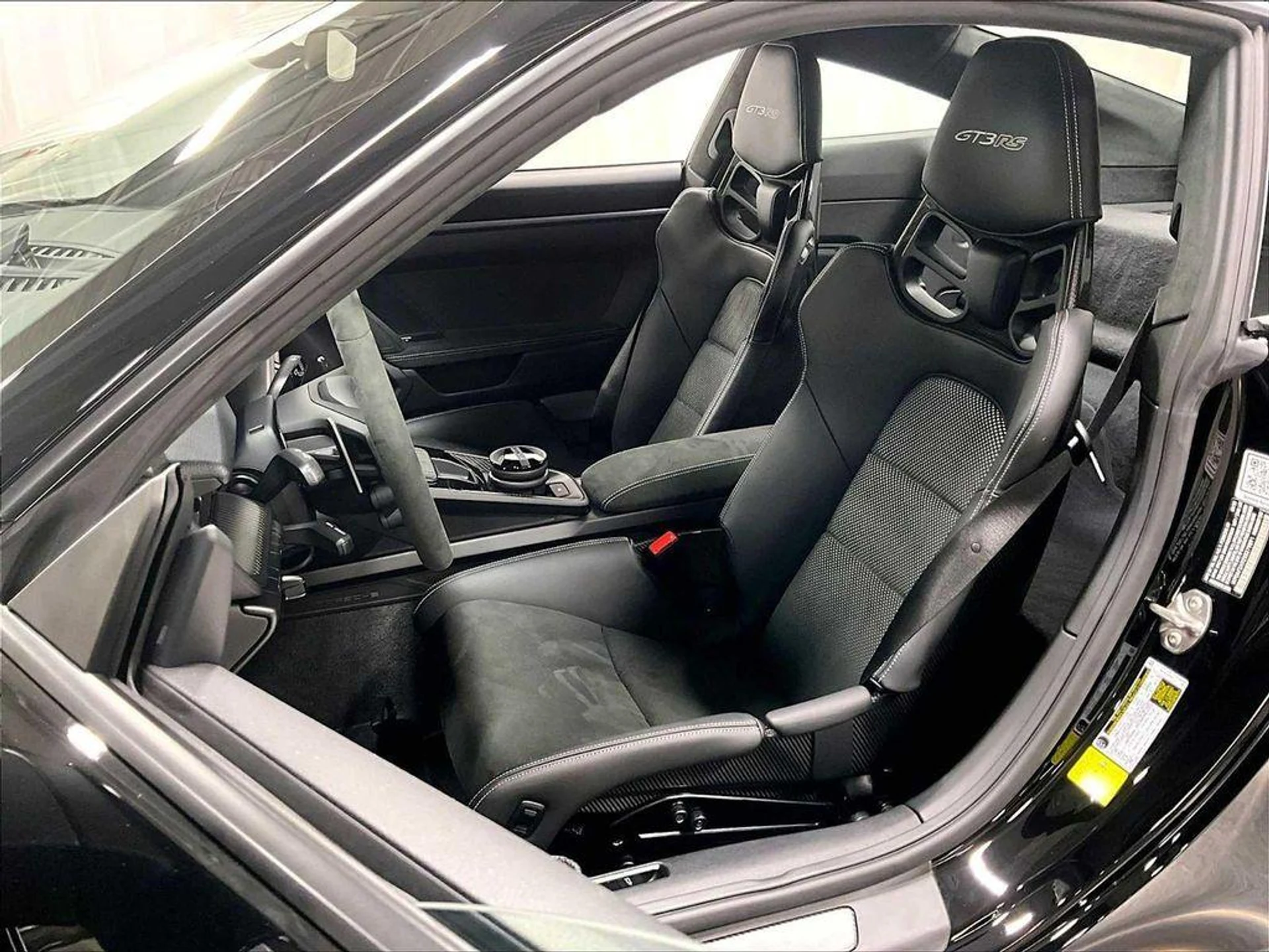 mph004_4252259030_V0_S3_Nq6_FF_GF_0_F0_Y_Po_Iqz_Md35_Ug_970960f4b5