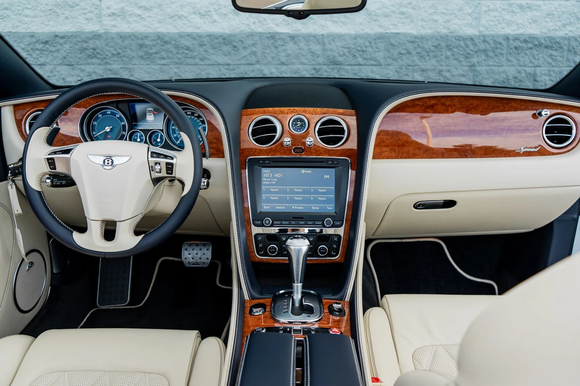 mph004_4257273173_b385fd3a_17f9_470d_9f9d_69b801c29df8_71e6c8042f