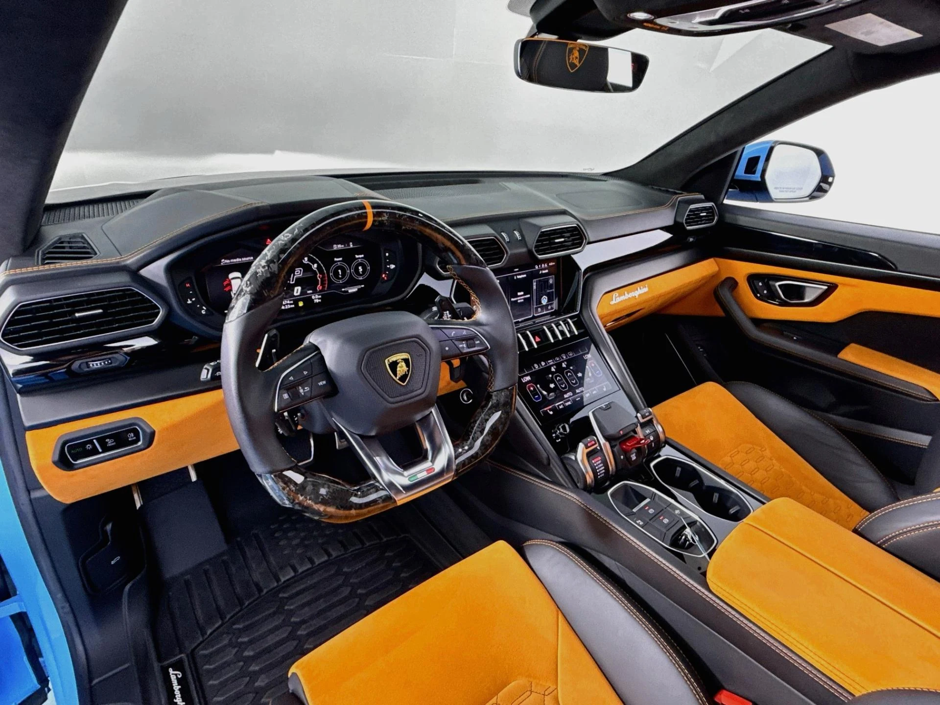 mph004_4264903796_Used_2022_Lamborghini_Urus_1786408610_5047ffd139