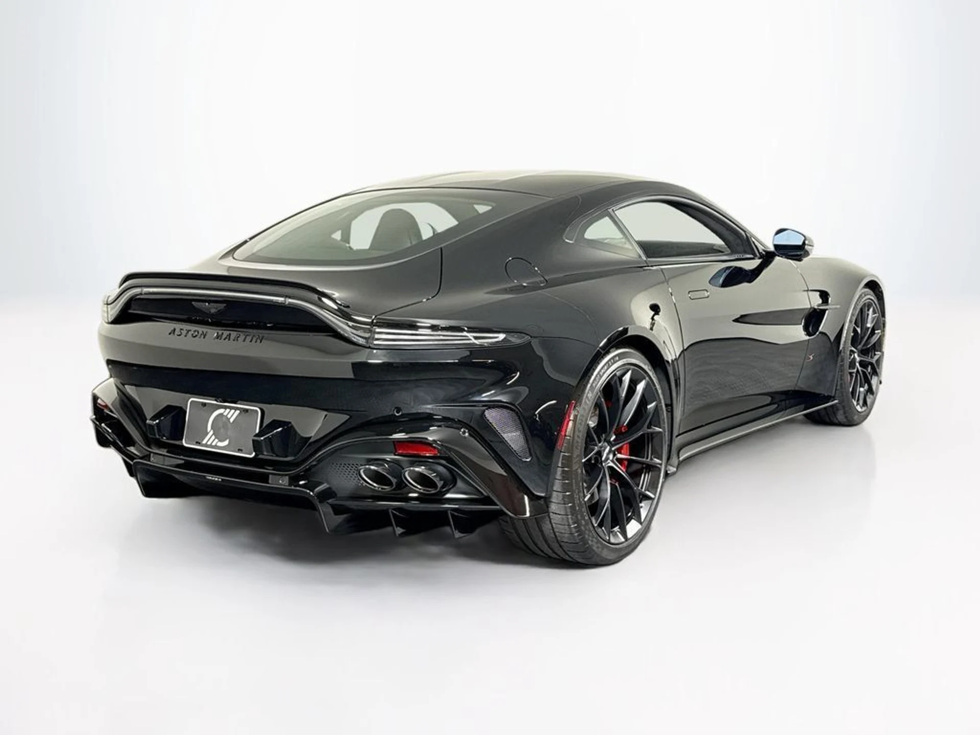 mph004_4265985159_new_2026_aston_martin_vantage_scoupe_11350_23059233_5_1024_c8a34ac271