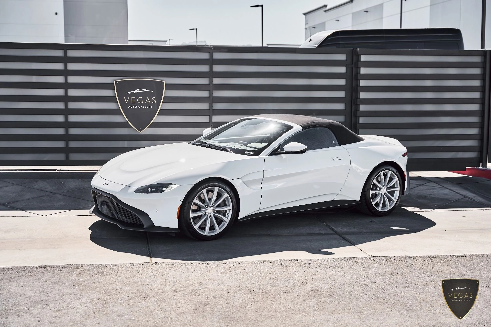 mph004_4270314056_Used_2023_Aston_Martin_Vantage_1783622401_0ea6a6f203