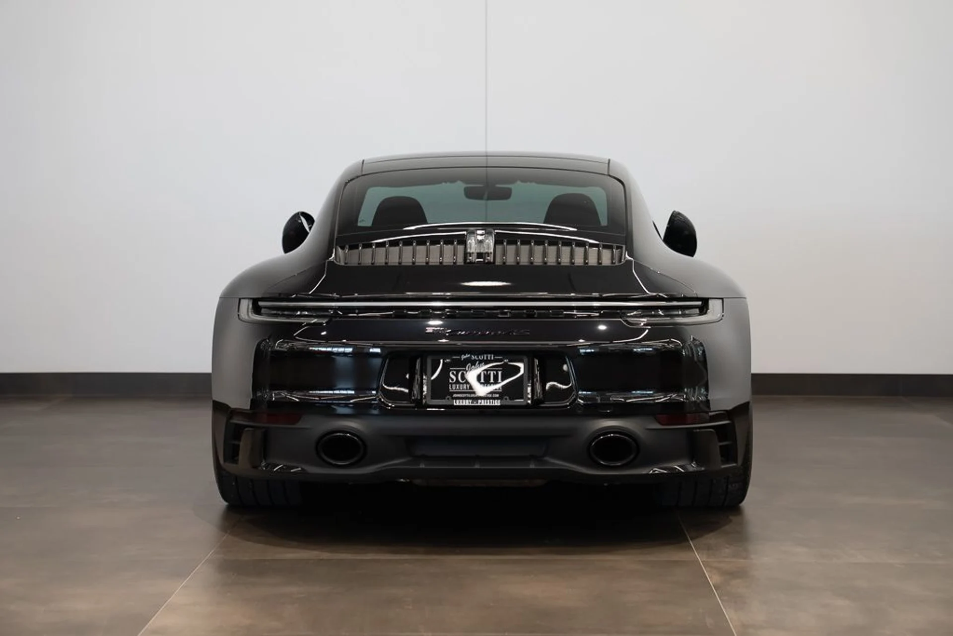 mph004_4275919995_porsche_911_2023_9cb56857ff