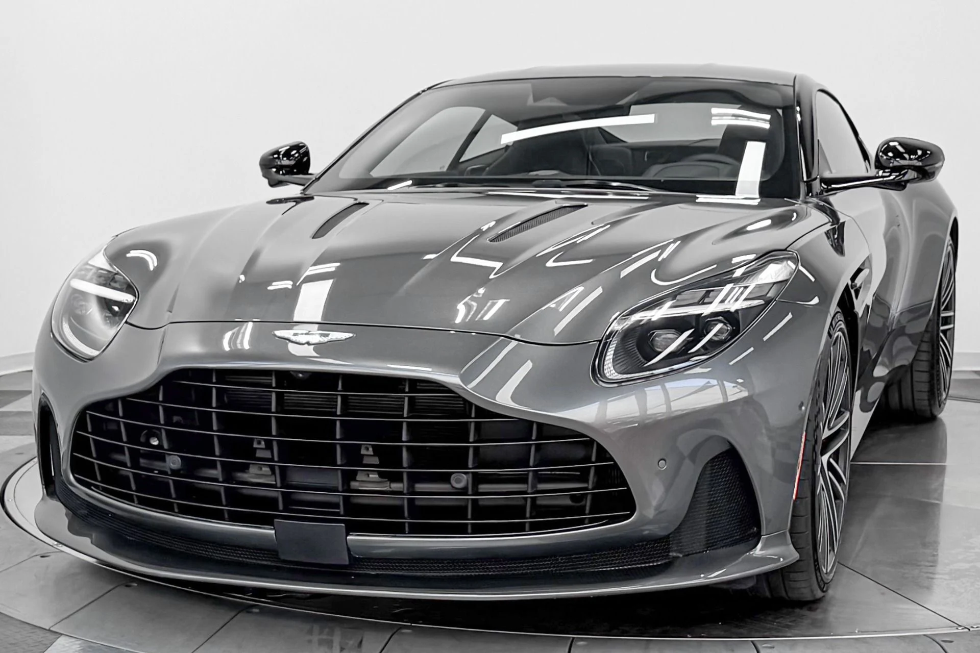 mph004_4280298314_Used_2024_Aston_Martin_DB_12_V8_Inspire_Sport_Interior_671_Horsepower_Low_M_Iles_1784830647_3783776ede