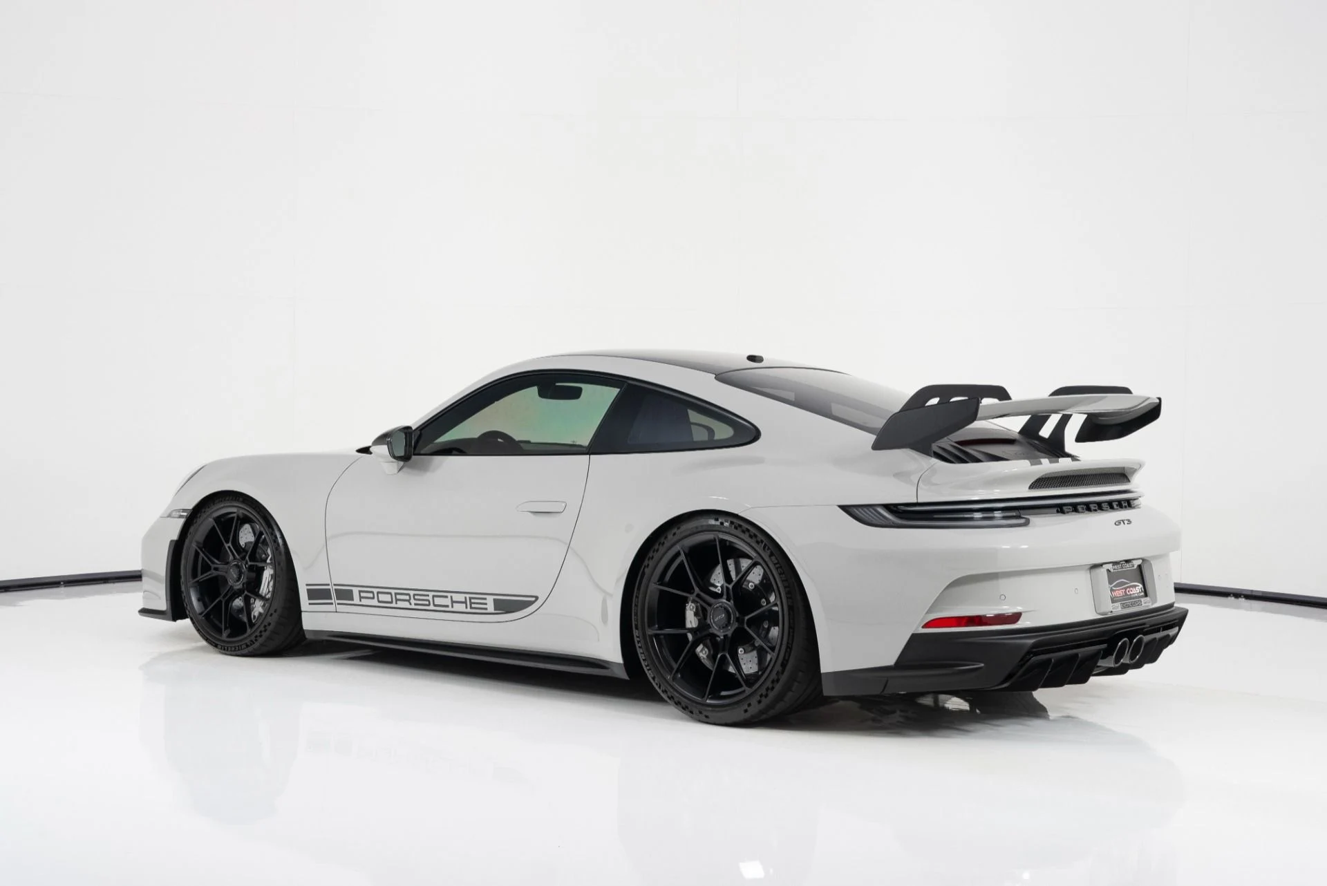 mph004_4289215987_Used_2022_Porsche_911_GT_3_1772126171_d2a1d9f222