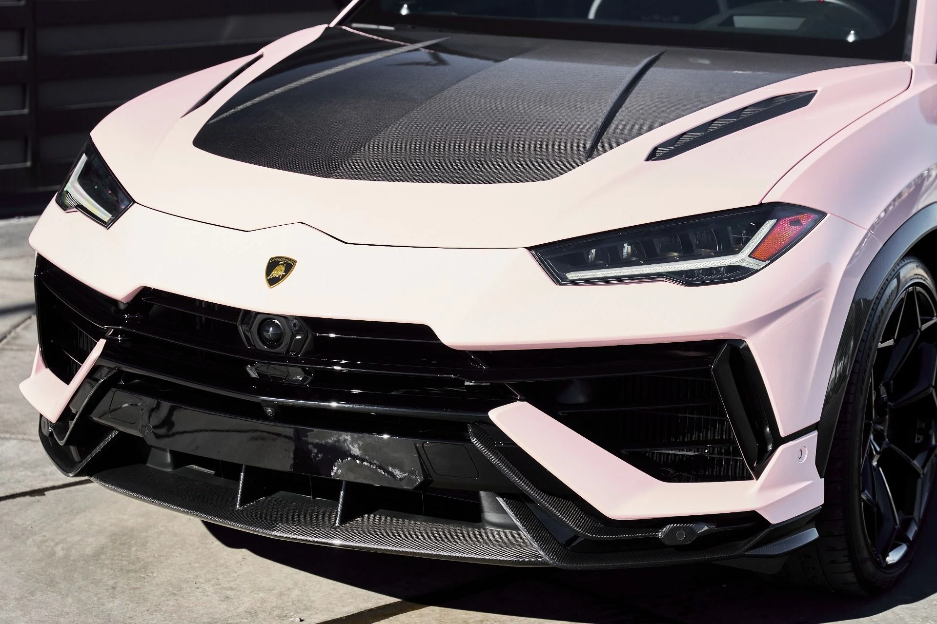 mph004_430134512_Used_2024_Lamborghini_Urus_Performante_1767667827_a8927f8467