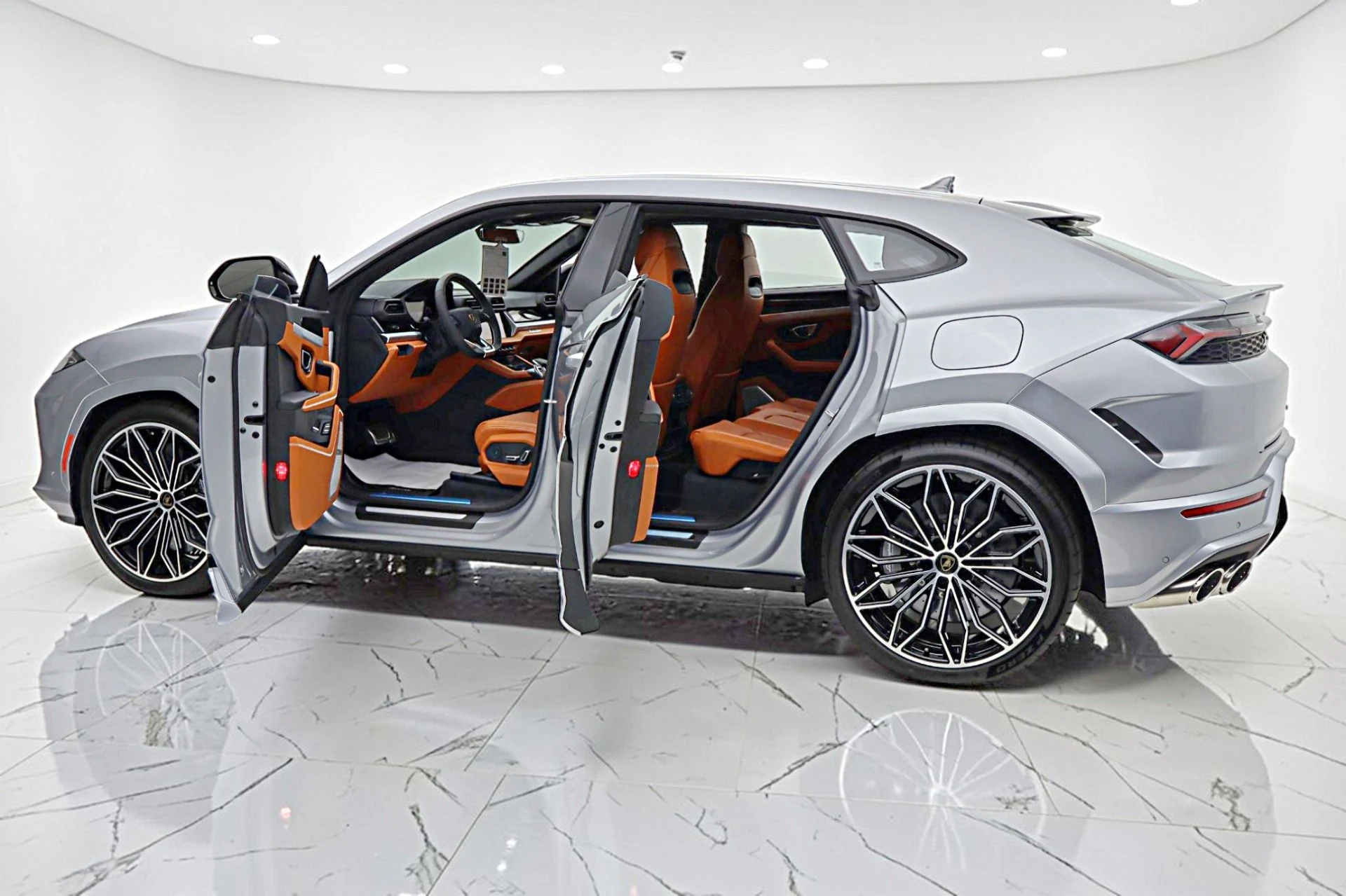 mph004_433861635_Used_2026_Lamborghini_Urus_SELEASE_OPTIONS_AVAILABLE_7fa84c4705