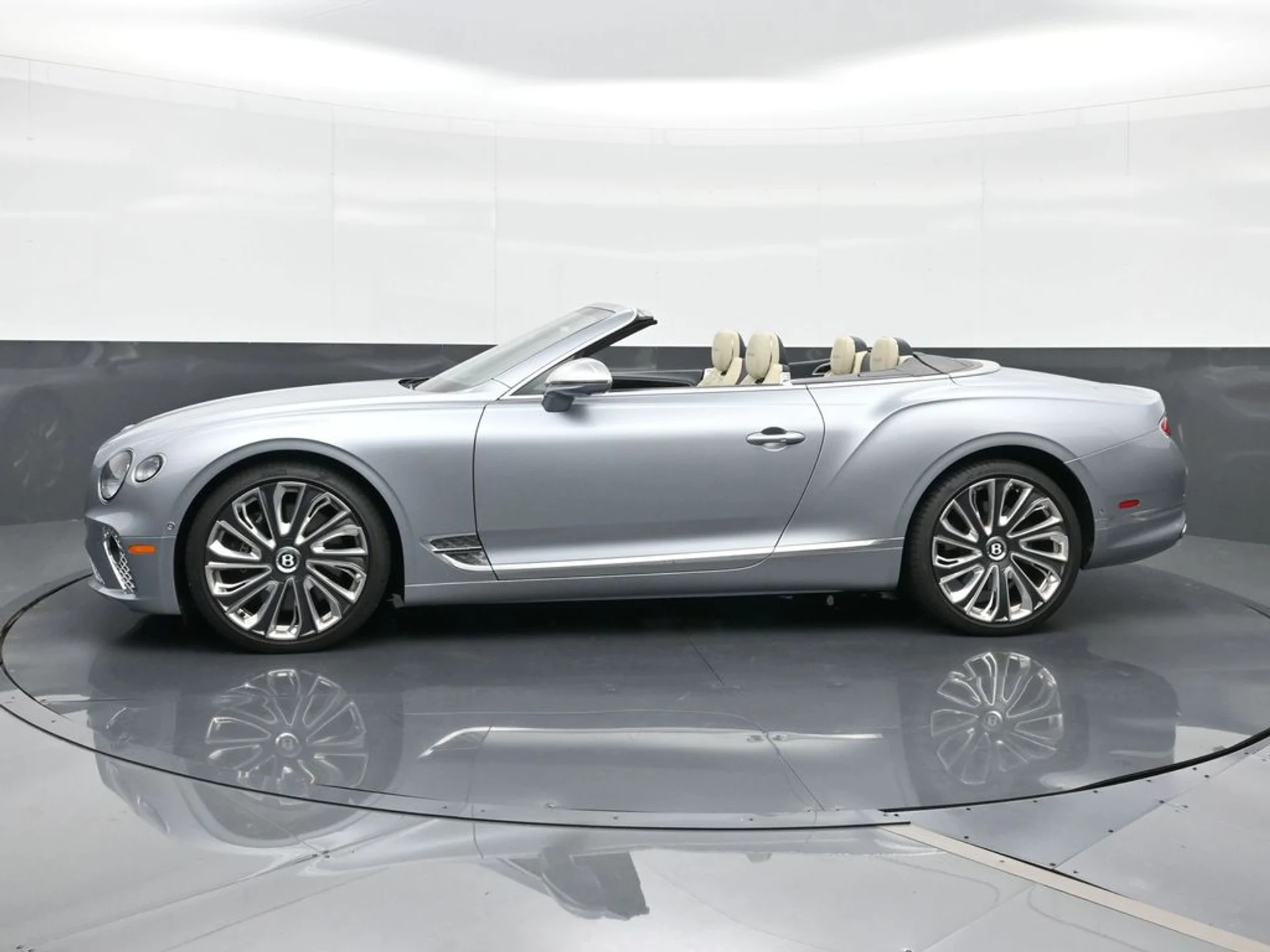 mph004_435086504_72d38cf7a68f8474bb5cc1600618ef20x_032a6bfd8b