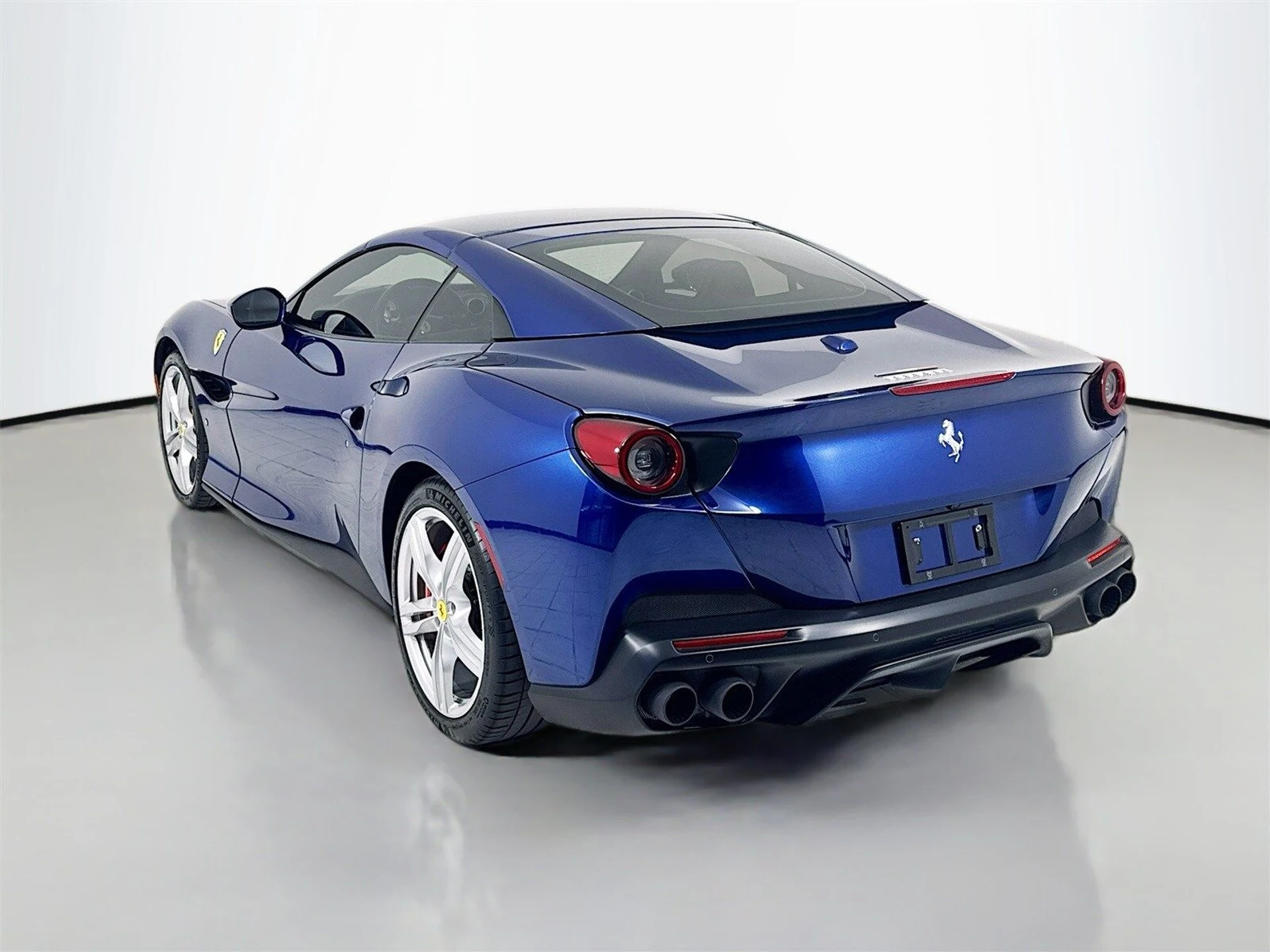 mph004_448601800_f181bd1d4fef3f57b4116047bcb23469x_3c5c80ff21