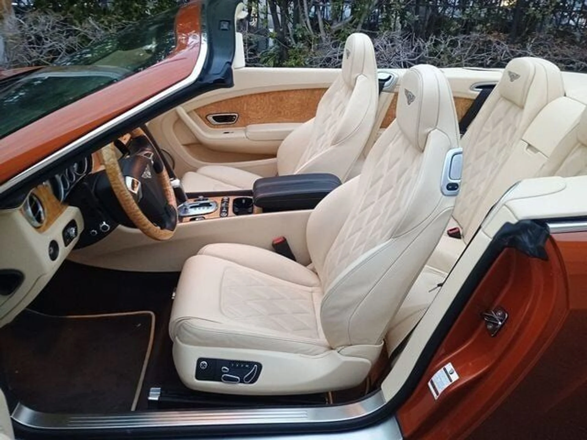 mph004_46387975_6d706685a3_640_6d72aeb88f