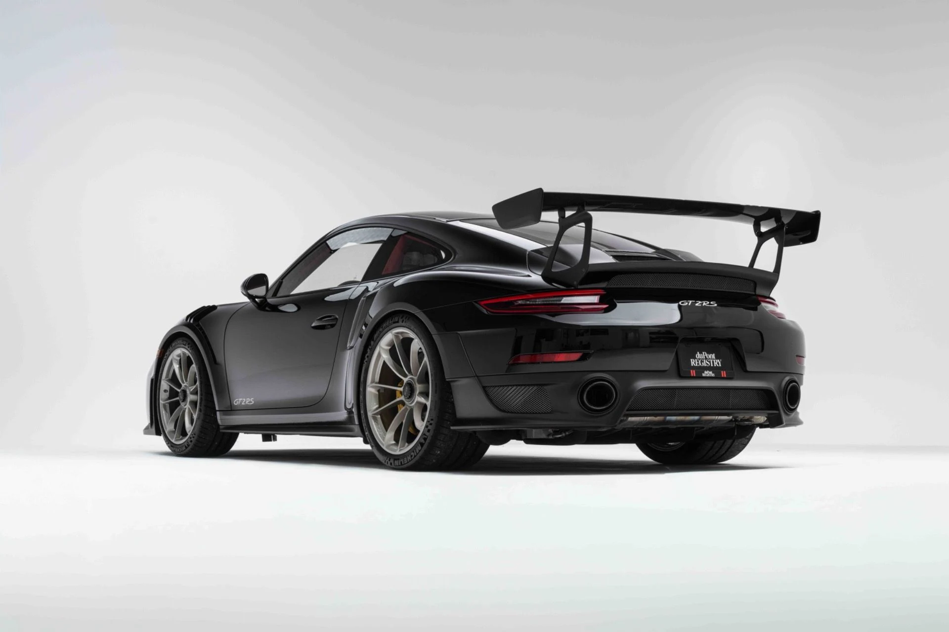 mph004_467255636_Used_2018_Porsche_911_GT_2_RS_1774025650_fbf82f843a