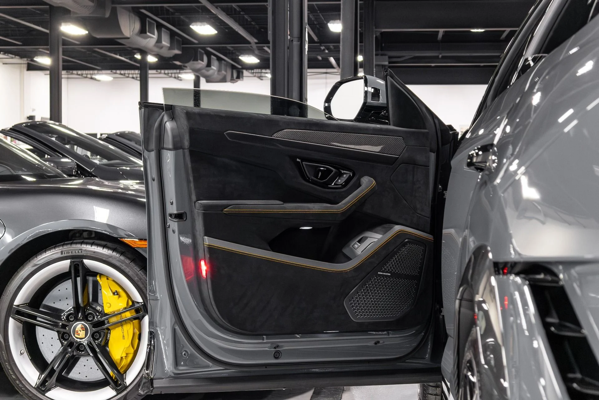 mph004_477742837_Used_2023_Lamborghini_Urus_Performante_1766779598_3a34b3b8cc