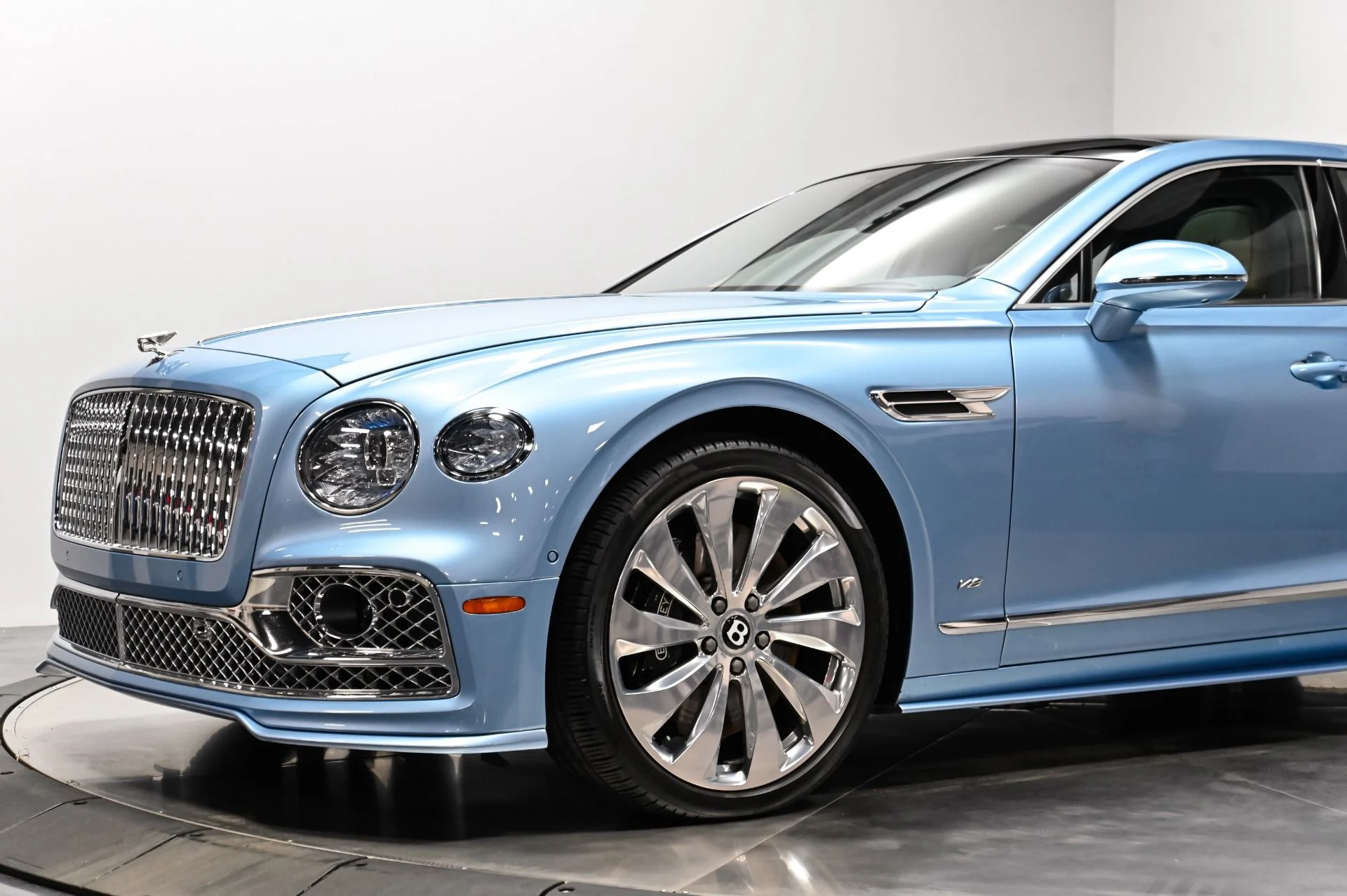 mph004_484364235_Used_2022_Bentley_Flying_Spur_V8_1790876311_0934e41c0f