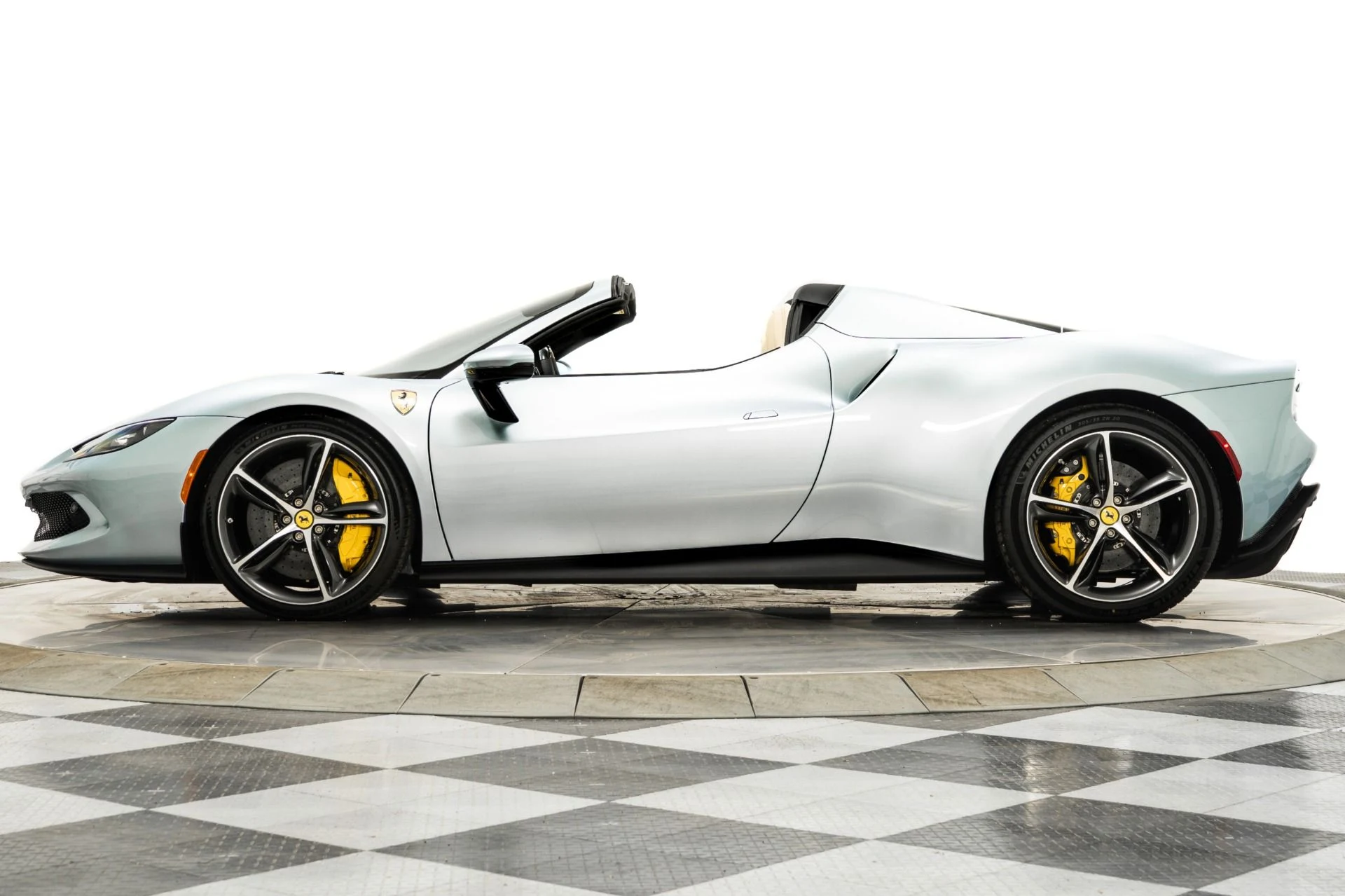 mph004_487126939_New_2024_Ferrari_296_GTS_1744146421_5bde7d1001