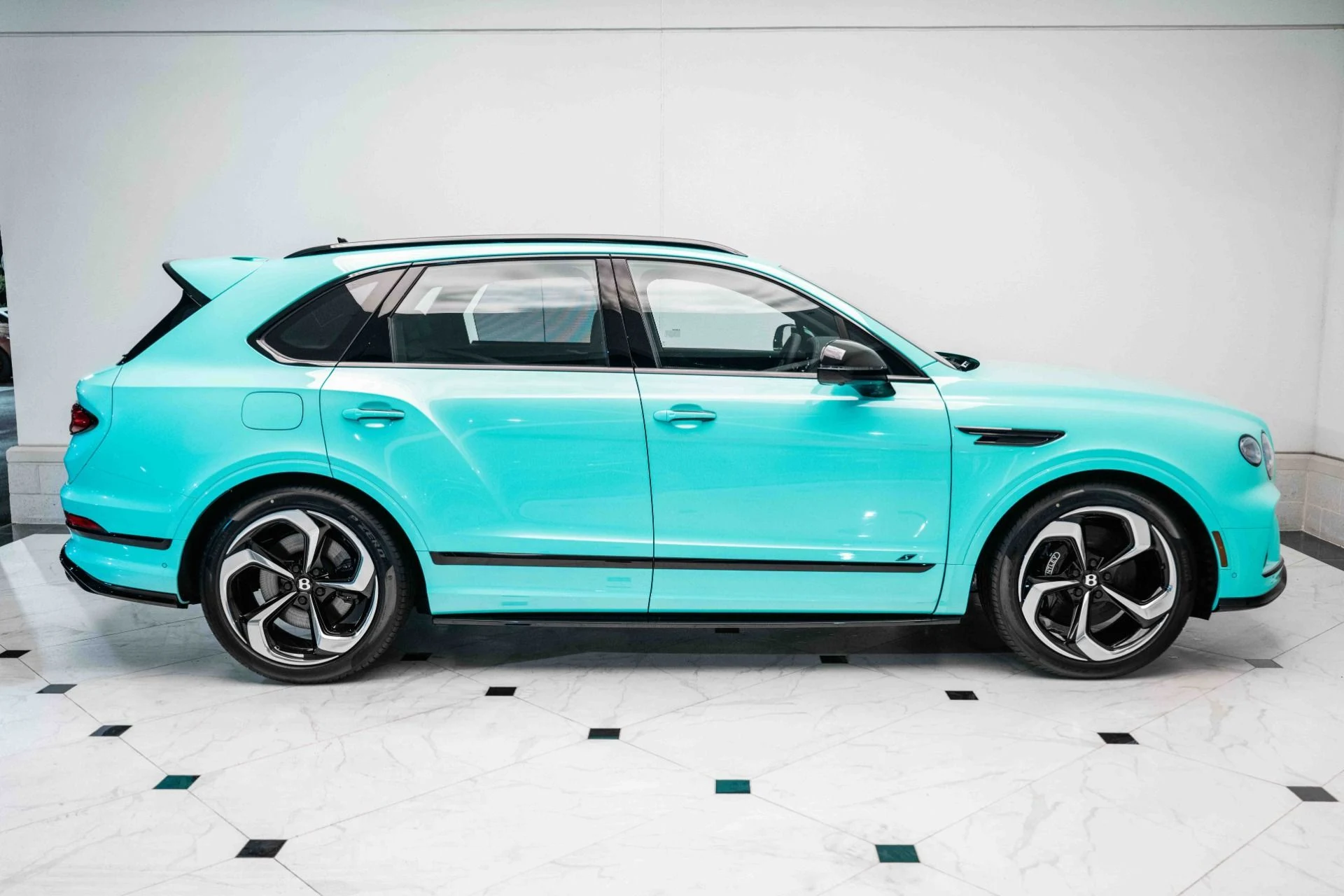 mph004_488017305_Used_2024_Bentley_Bentayga_S_1793119806_cd20c78242