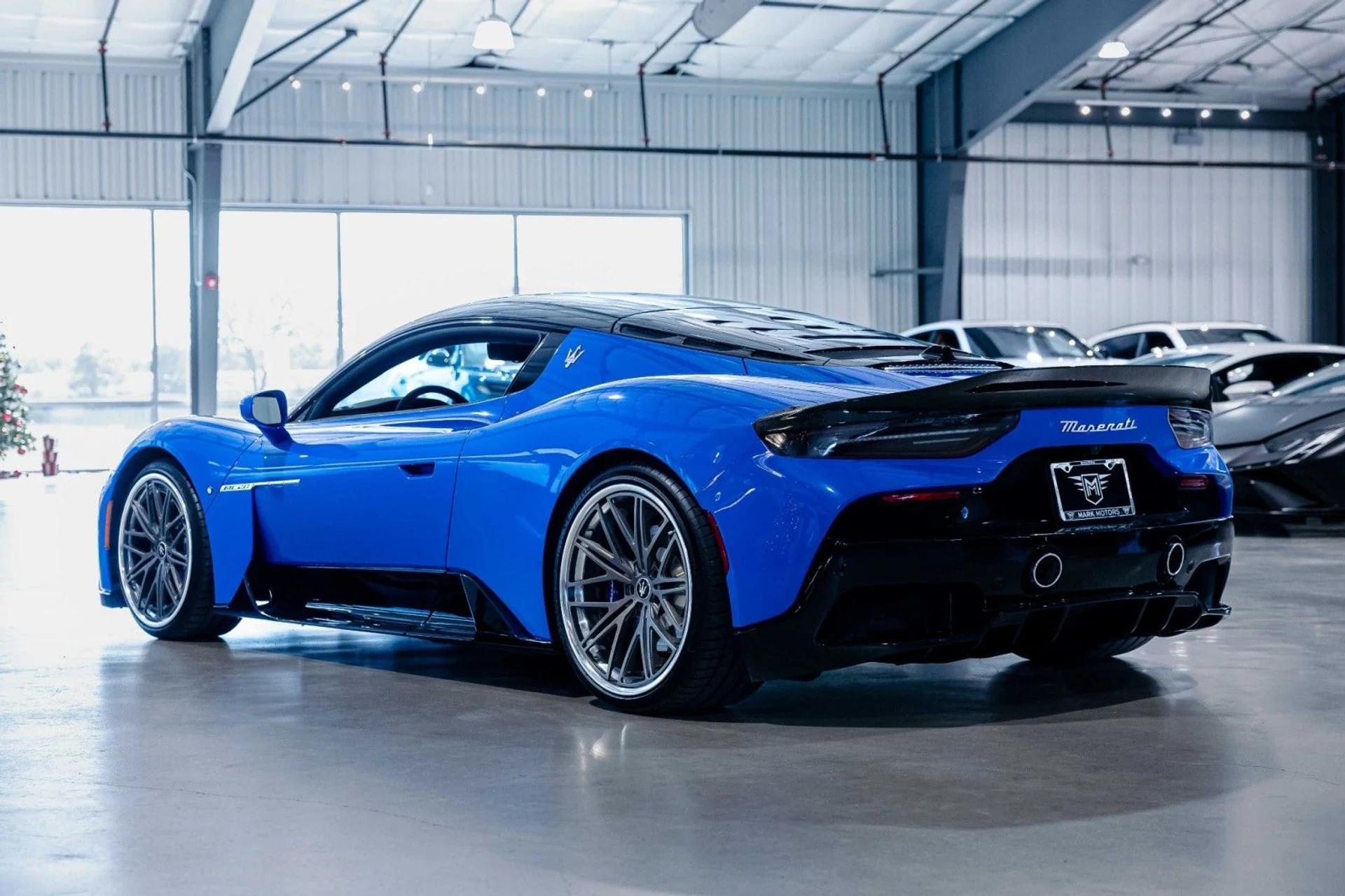 mph004_492640372_EQ_fed46f43a0