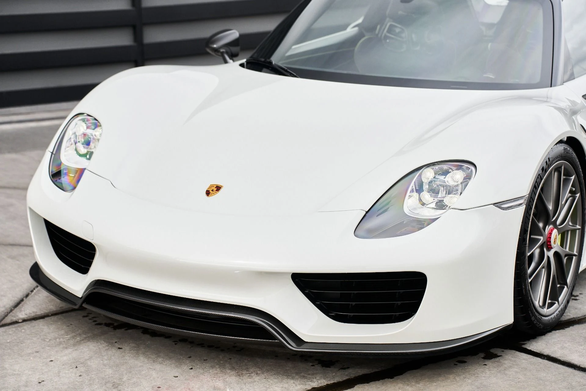 mph004_496664124_Used_2015_Porsche_918_Spyder_w_Weissach_Package_1764874366_2f3a9da679